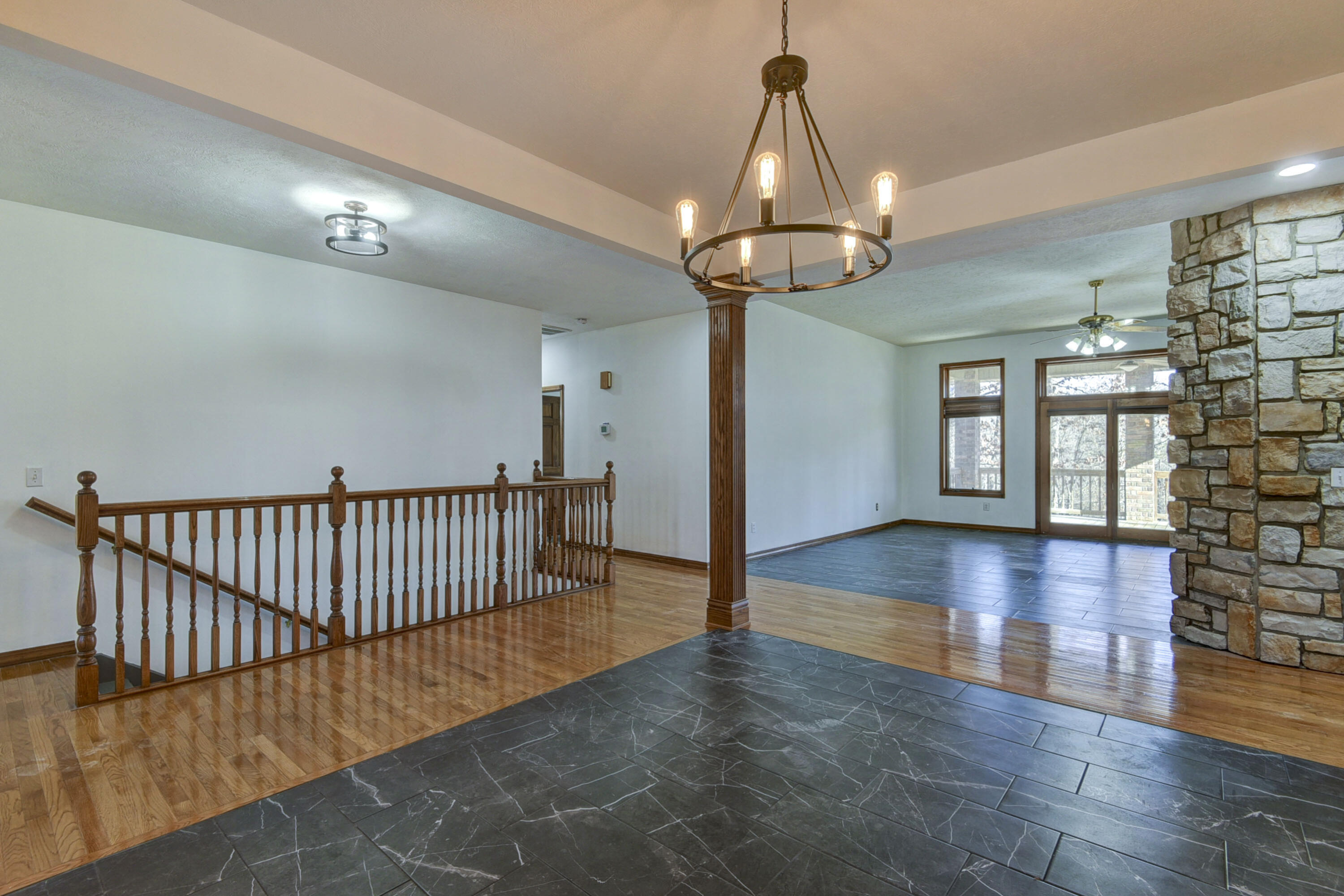 614 State Highway U Property Photo 5