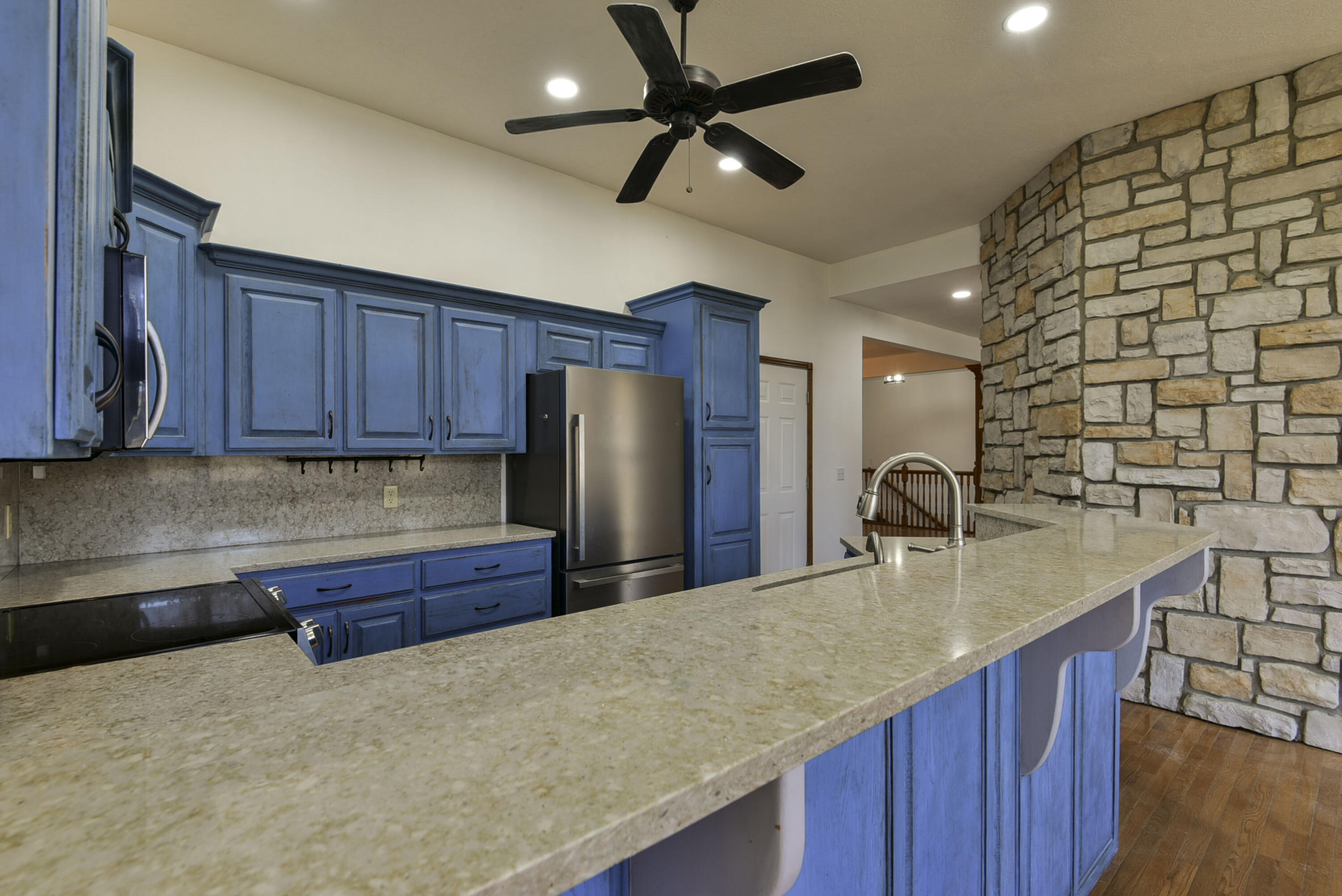 614 State Highway U Property Photo 13