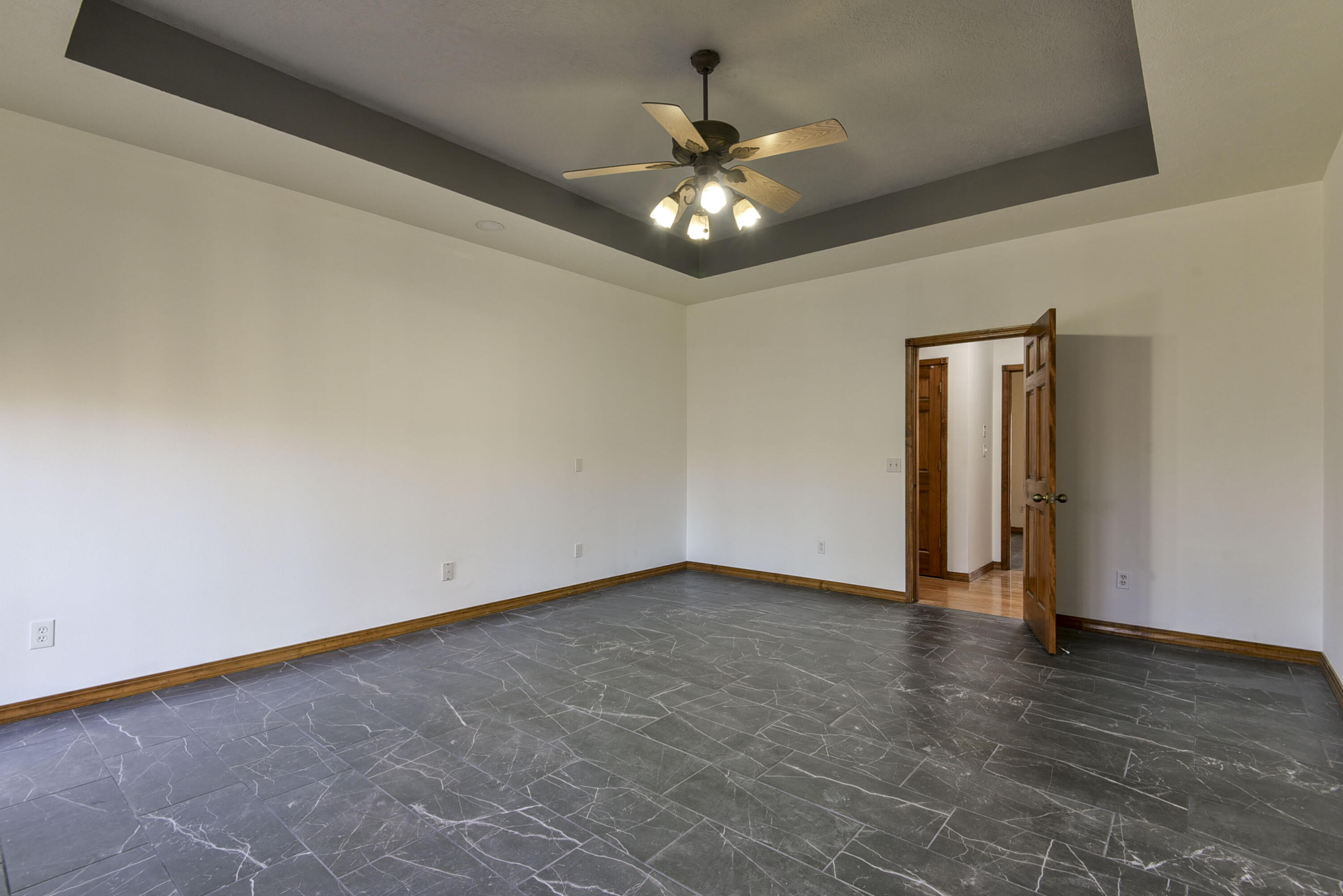 614 State Highway U Property Photo 21