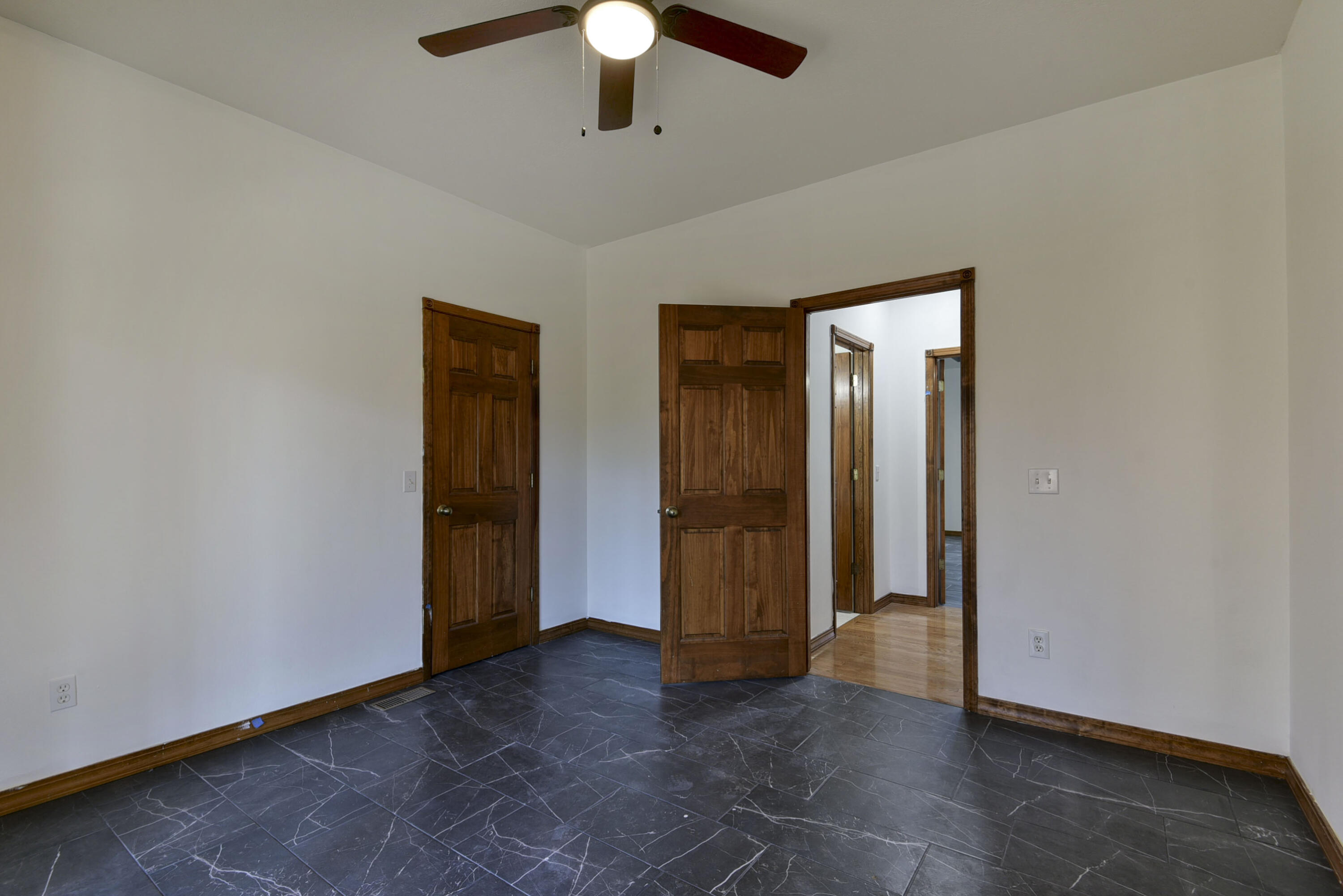 614 State Highway U Property Photo 28
