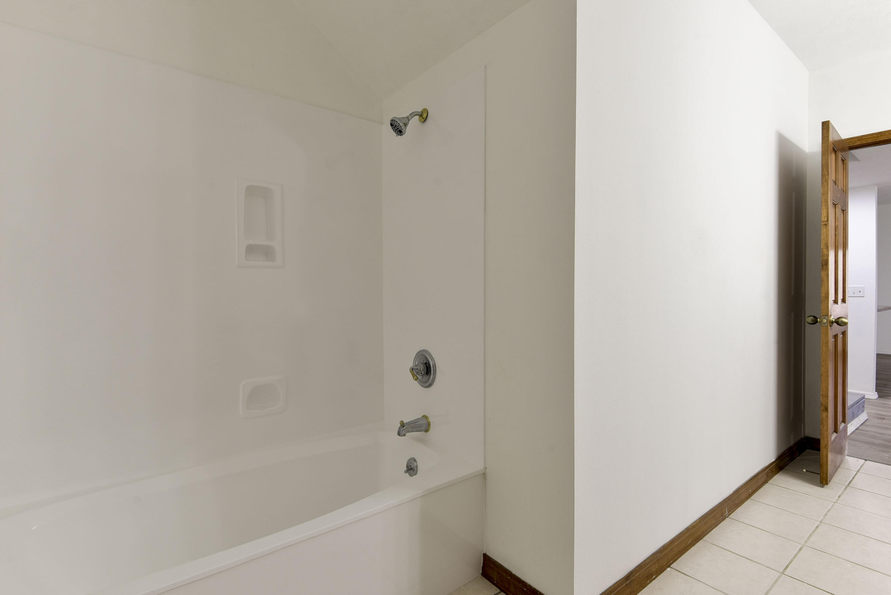 614 State Highway U Property Photo 38