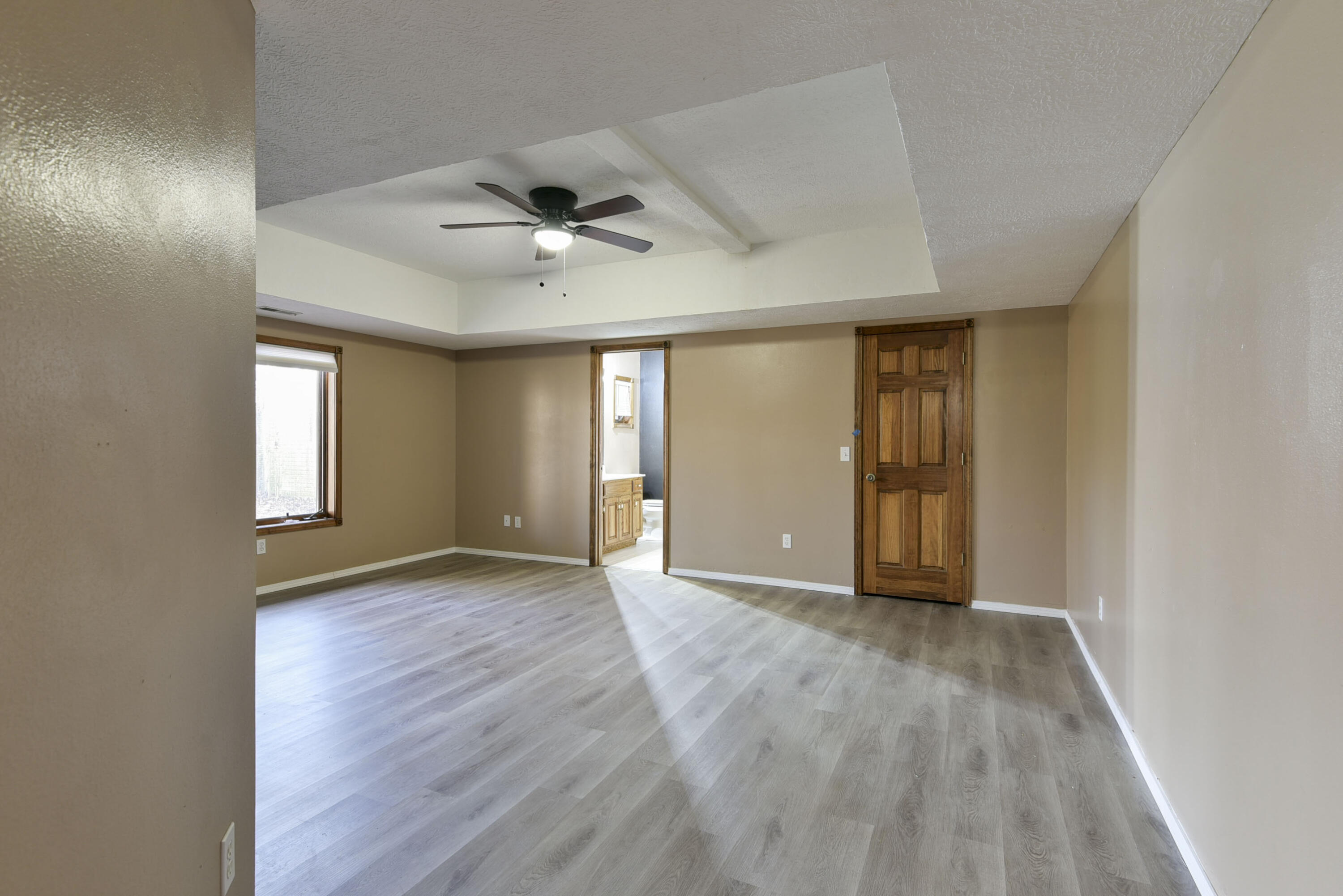 614 State Highway U Property Photo 40