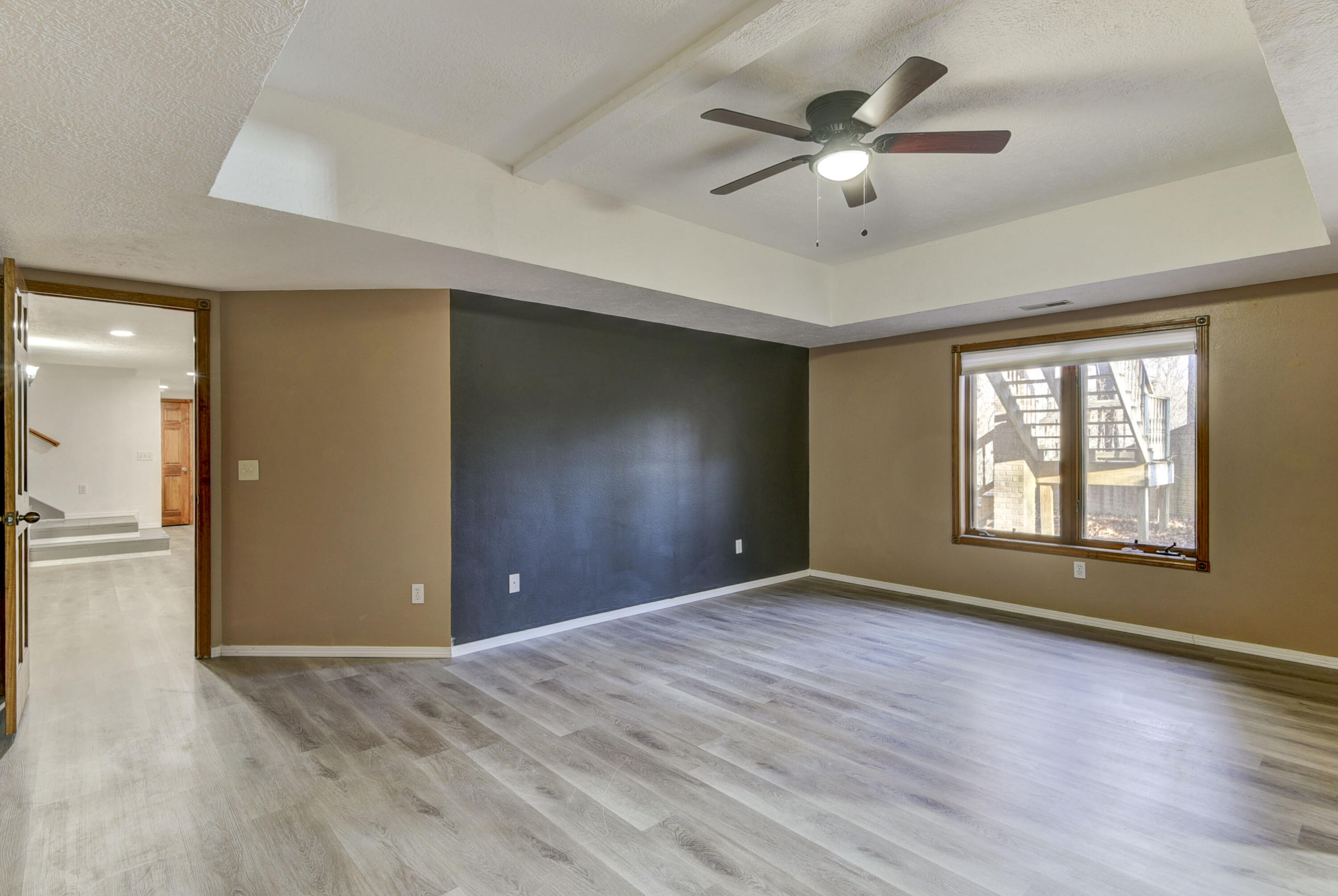 614 State Highway U Property Photo 43