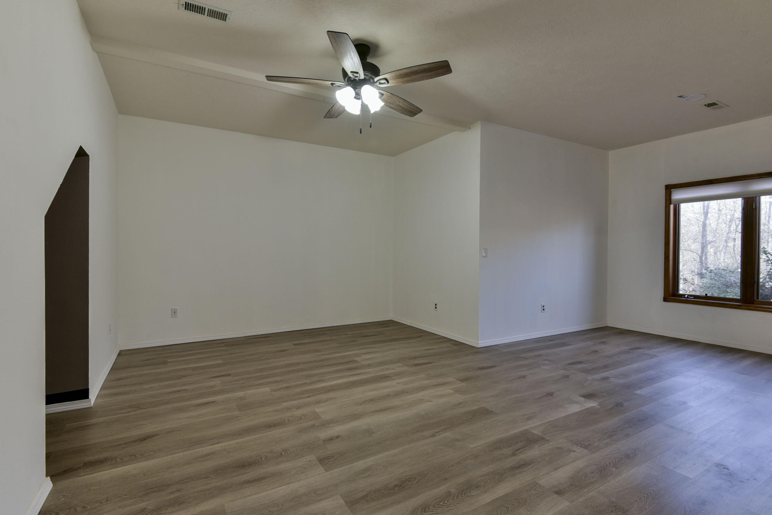 614 State Highway U Property Photo 47
