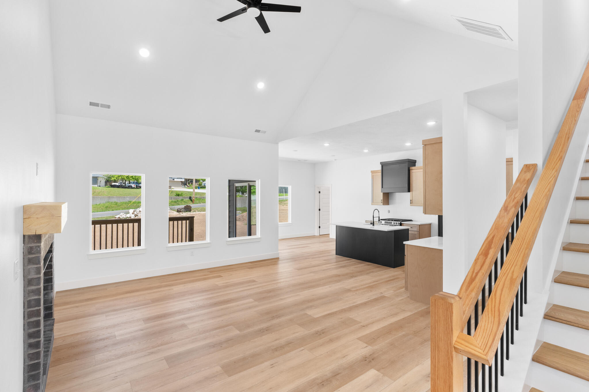 2051 East Will St. Property Photo 6