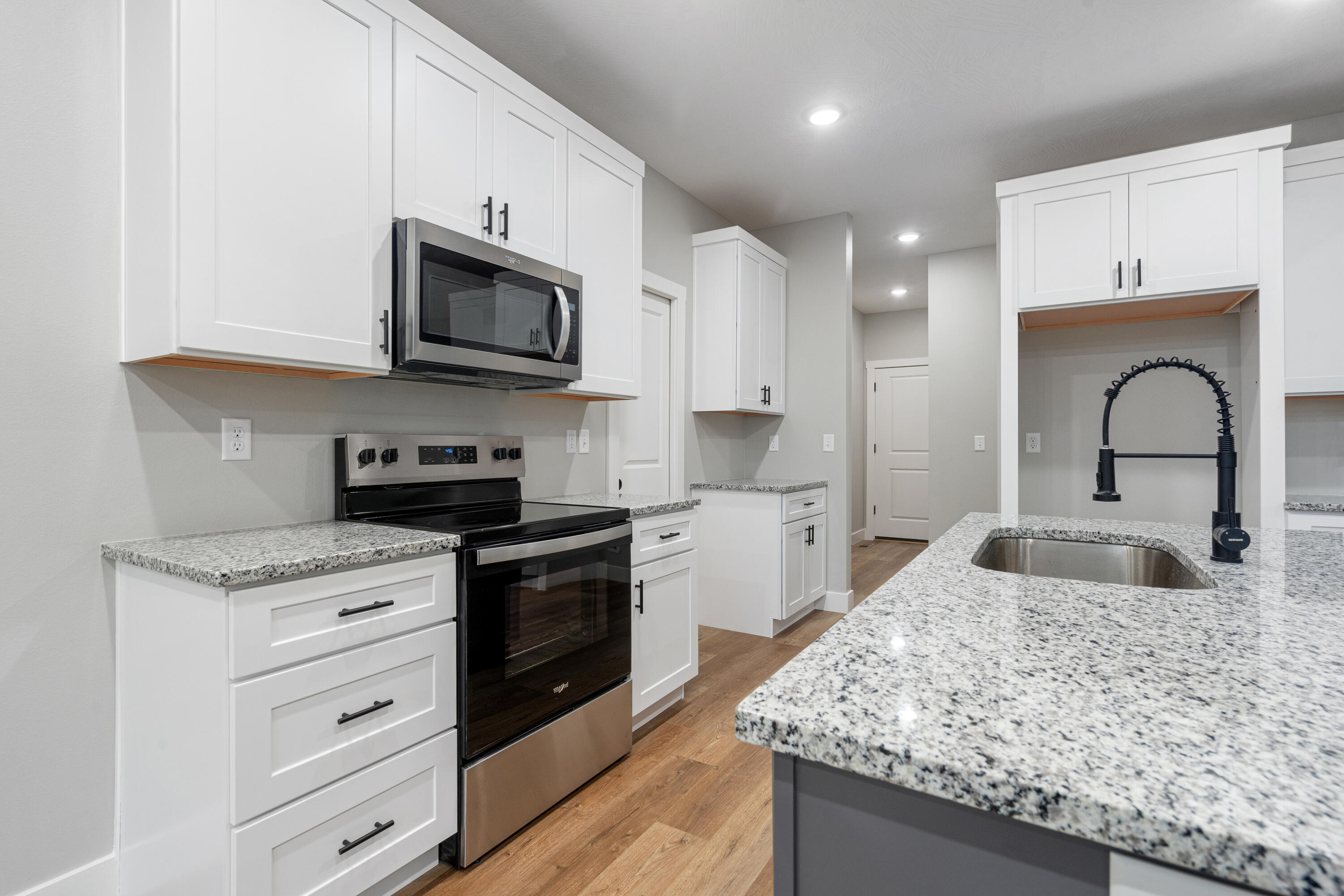 2051 East Will St. Property Photo 13