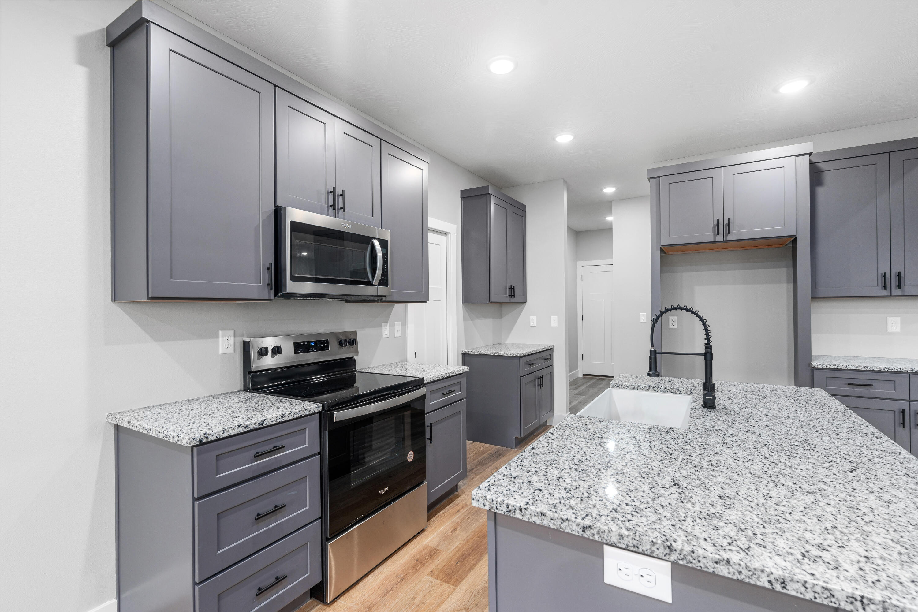 2129 East Will Street Property Photo 16