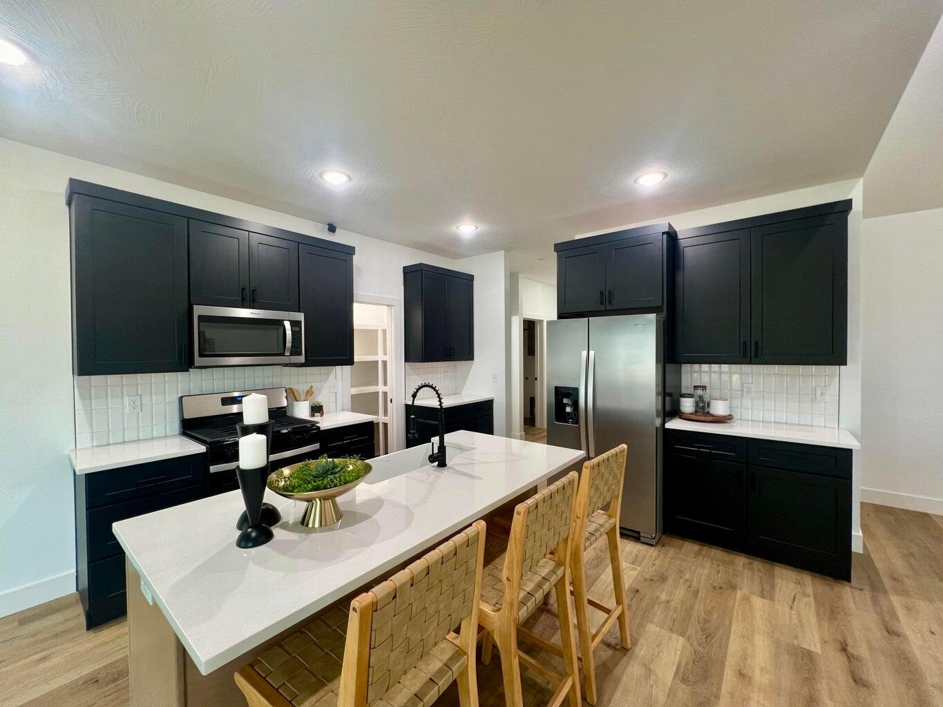 2190 East Will Street Property Photo 10