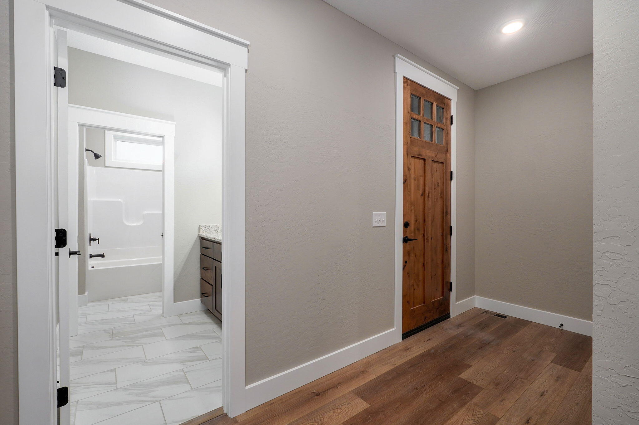 3025 West Edward Street Property Photo 25