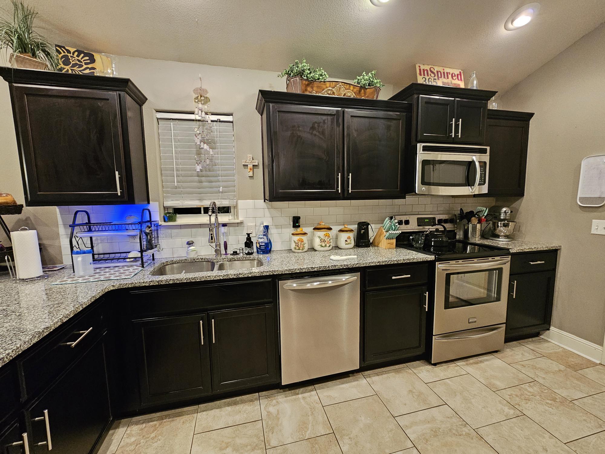 3042 Fairway Circle Property Photo 5