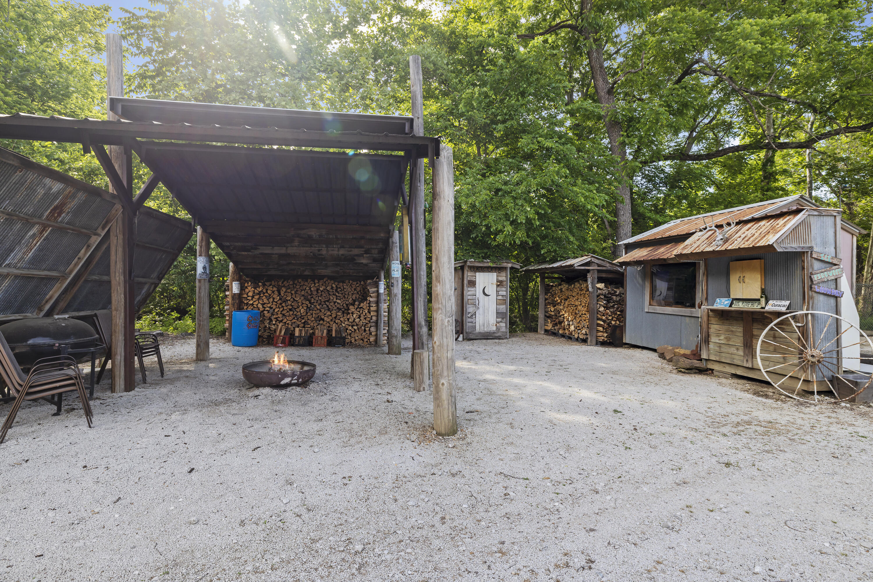 38 Evening Star Lp Property Photo 62