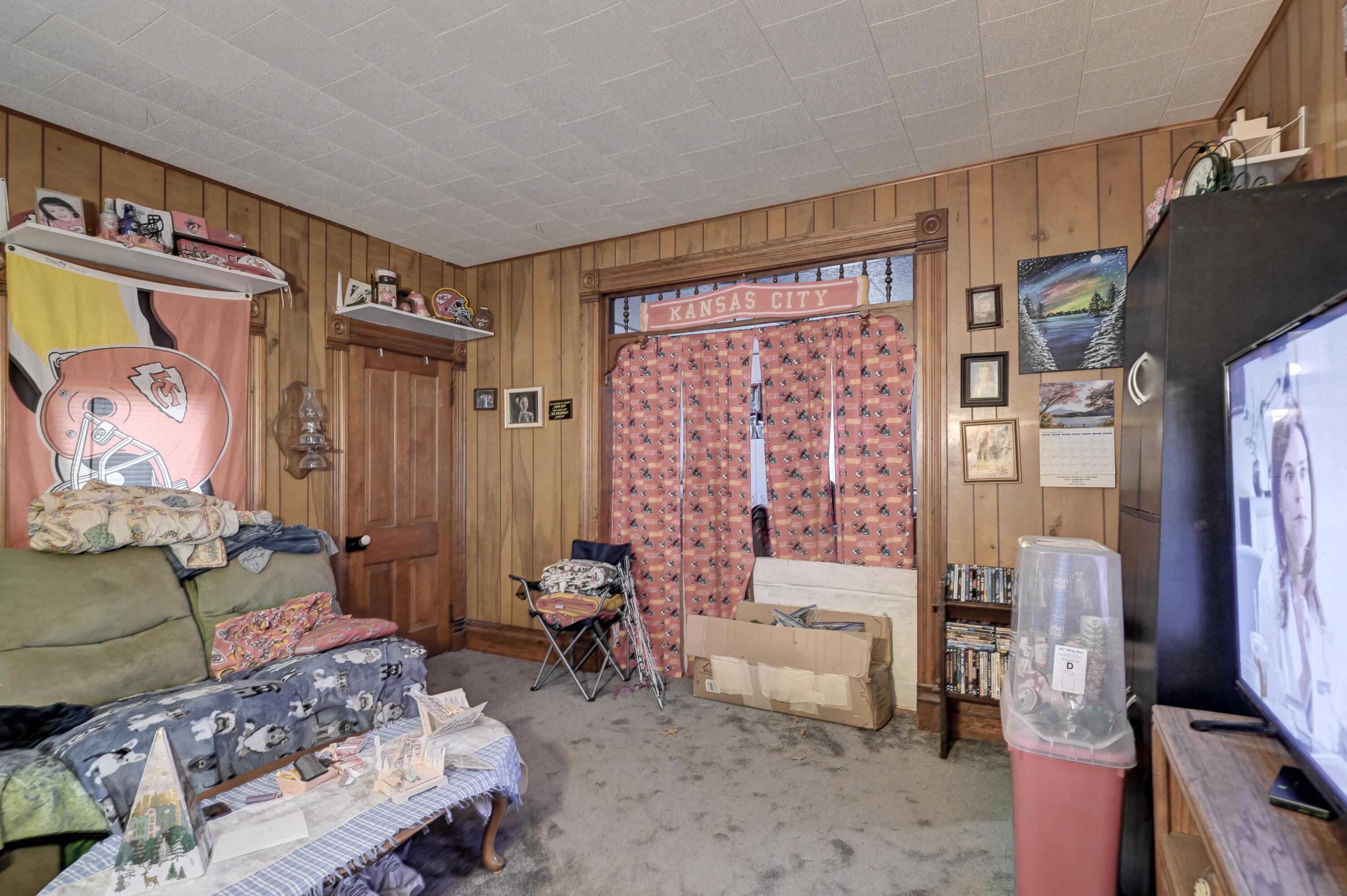 809 Tilden Avenue Property Photo 5