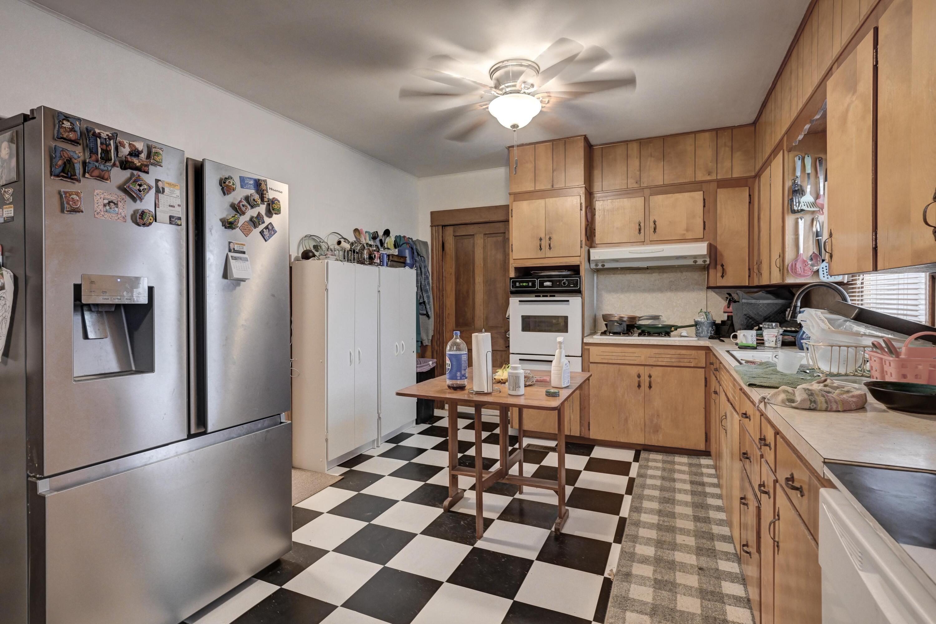 809 Tilden Avenue Property Photo 8
