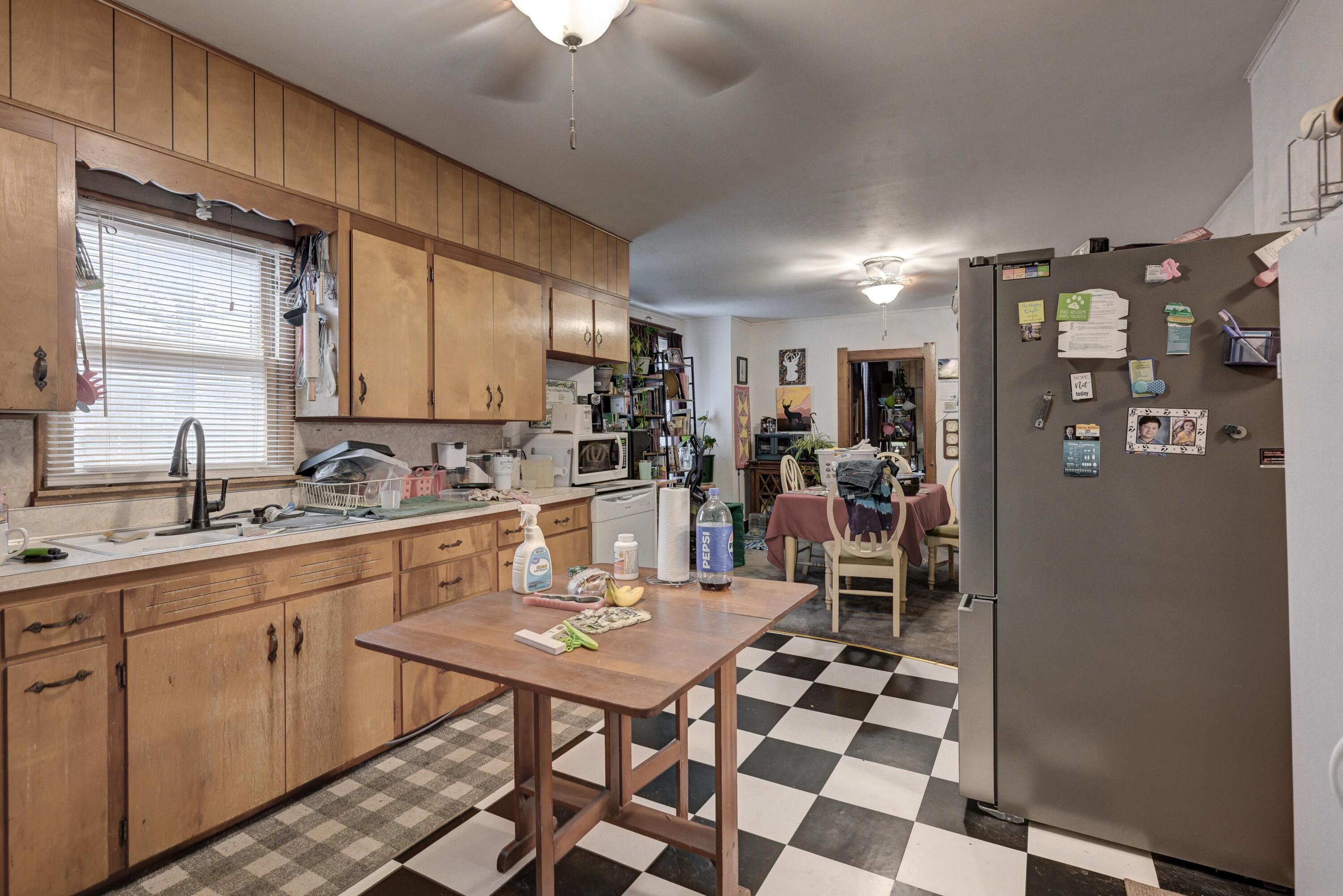 809 Tilden Avenue Property Photo 9