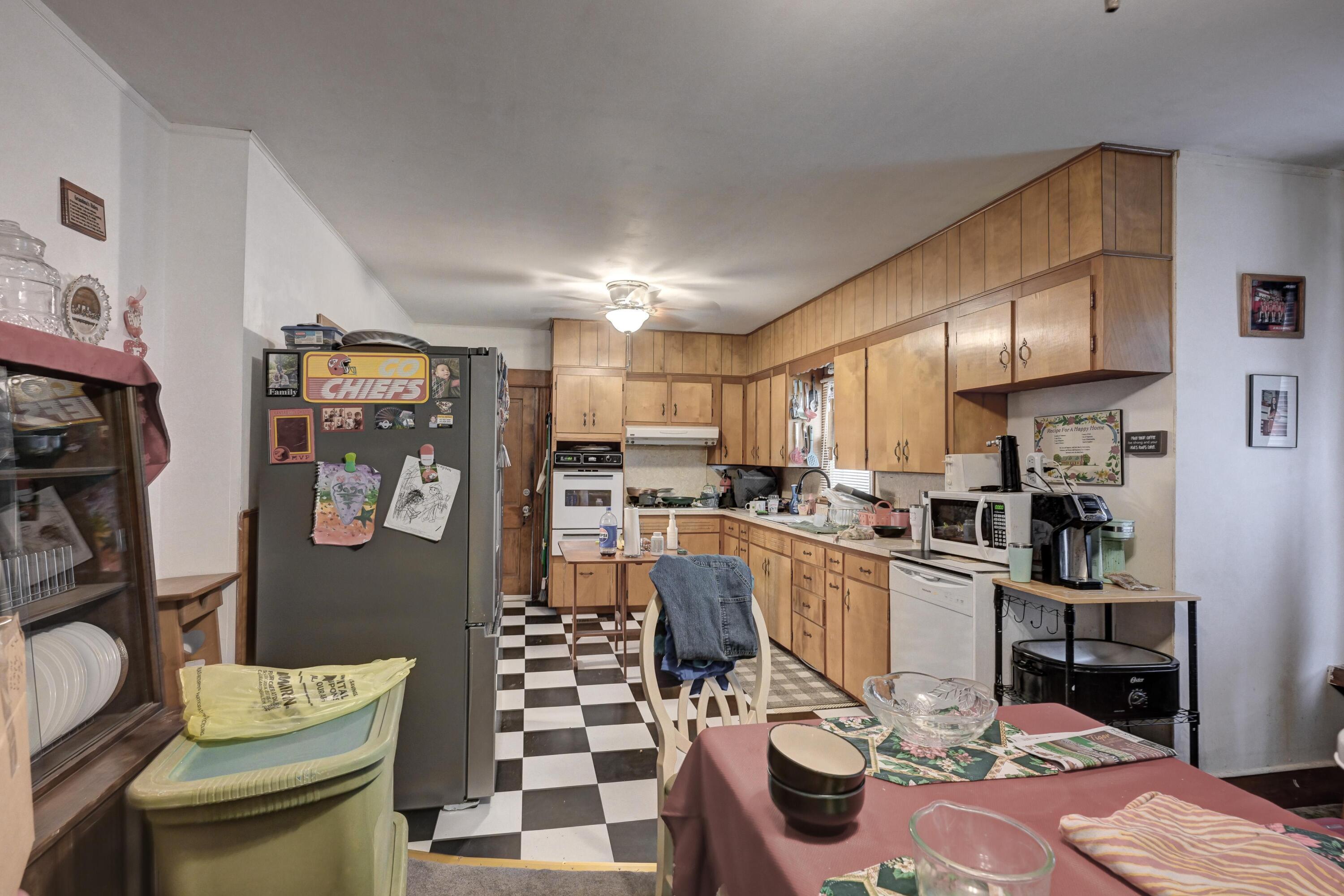 809 Tilden Avenue Property Photo 11