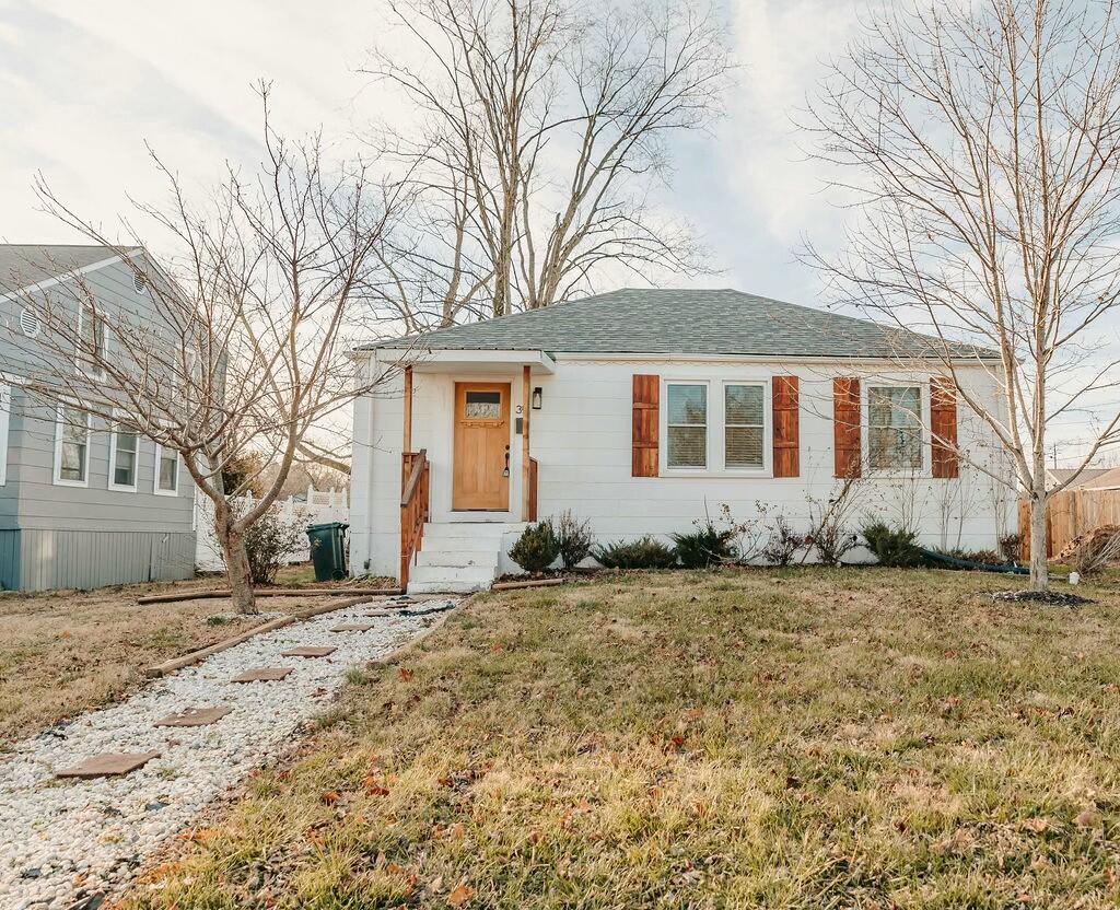 35 Green Acres Drive Property Photo