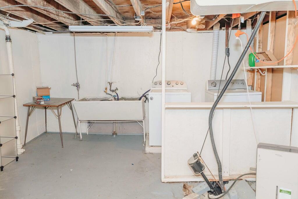 35 Green Acres Drive Property Photo 24