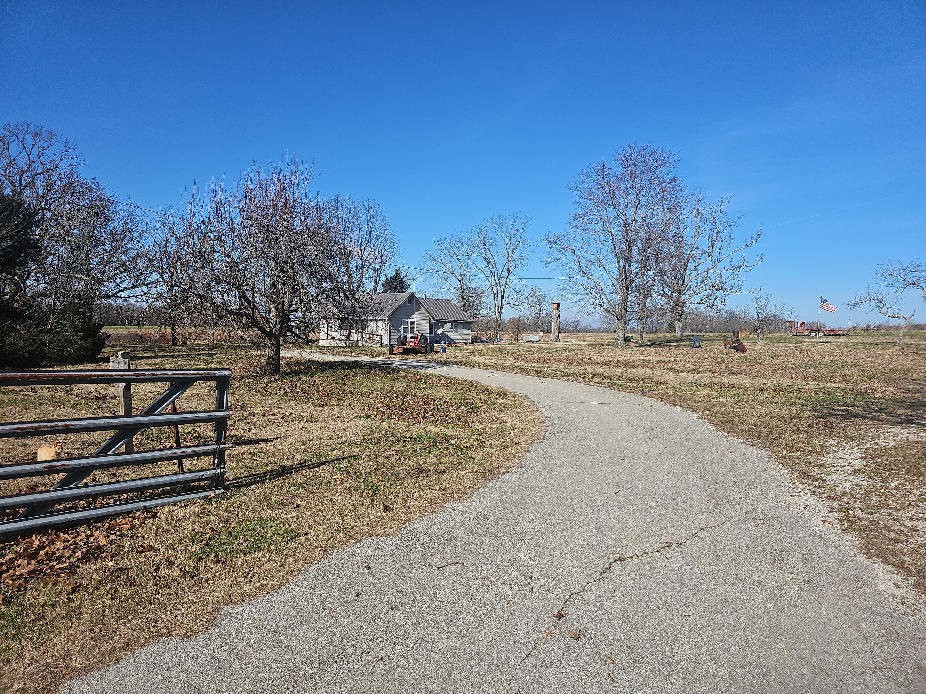 3323 State Route 142 Property Photo 4