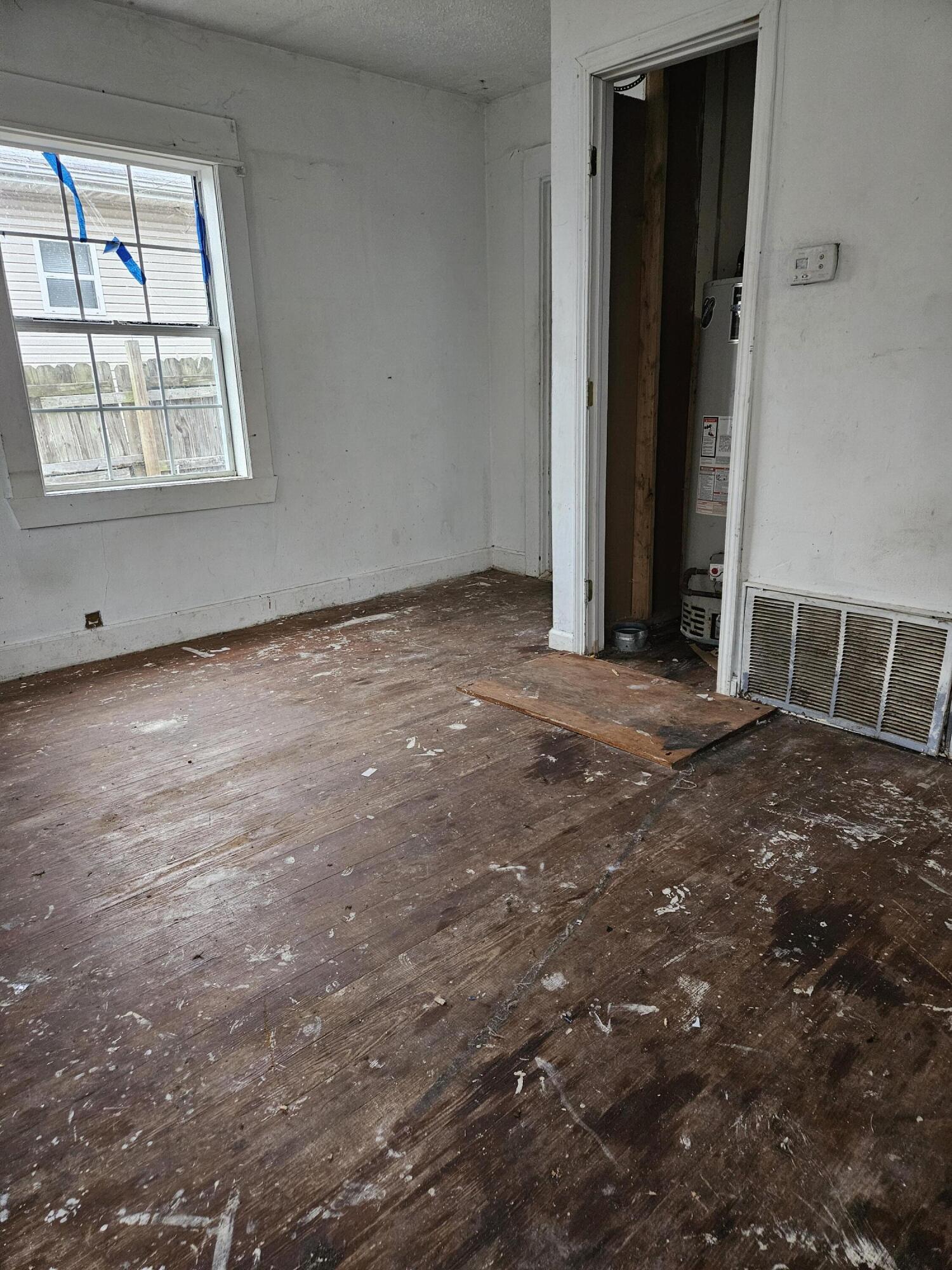 908 West Harrison Street Property Photo 6