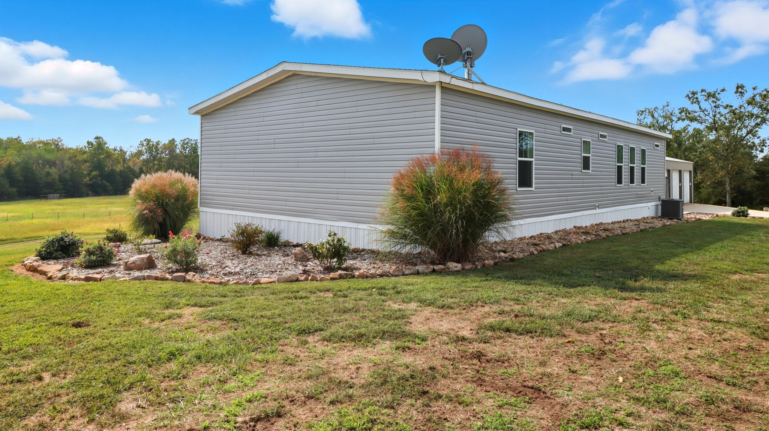 1243 County Road 2410 Property Photo 5