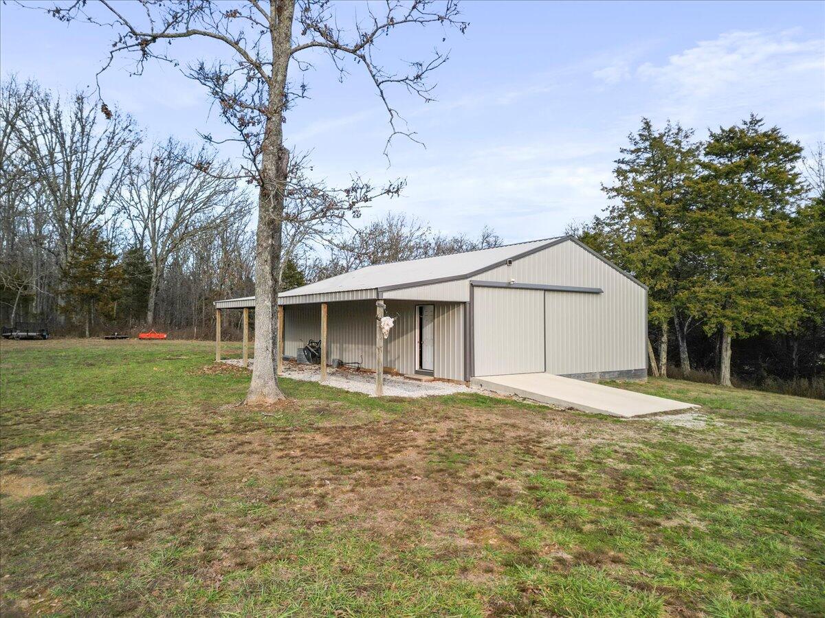 1243 County Road 2410 Property Photo 24