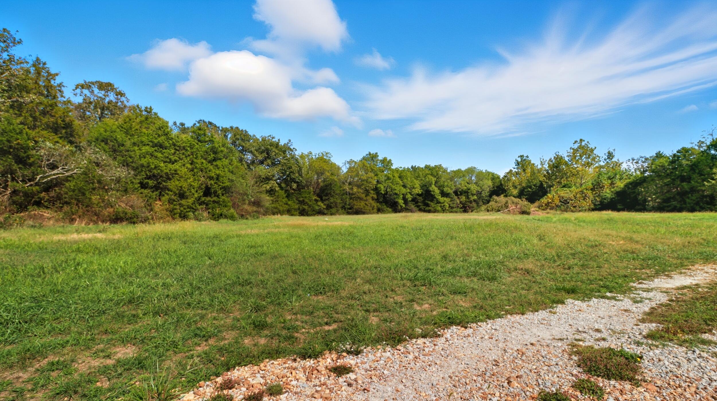 1243 County Road 2410 Property Photo 65