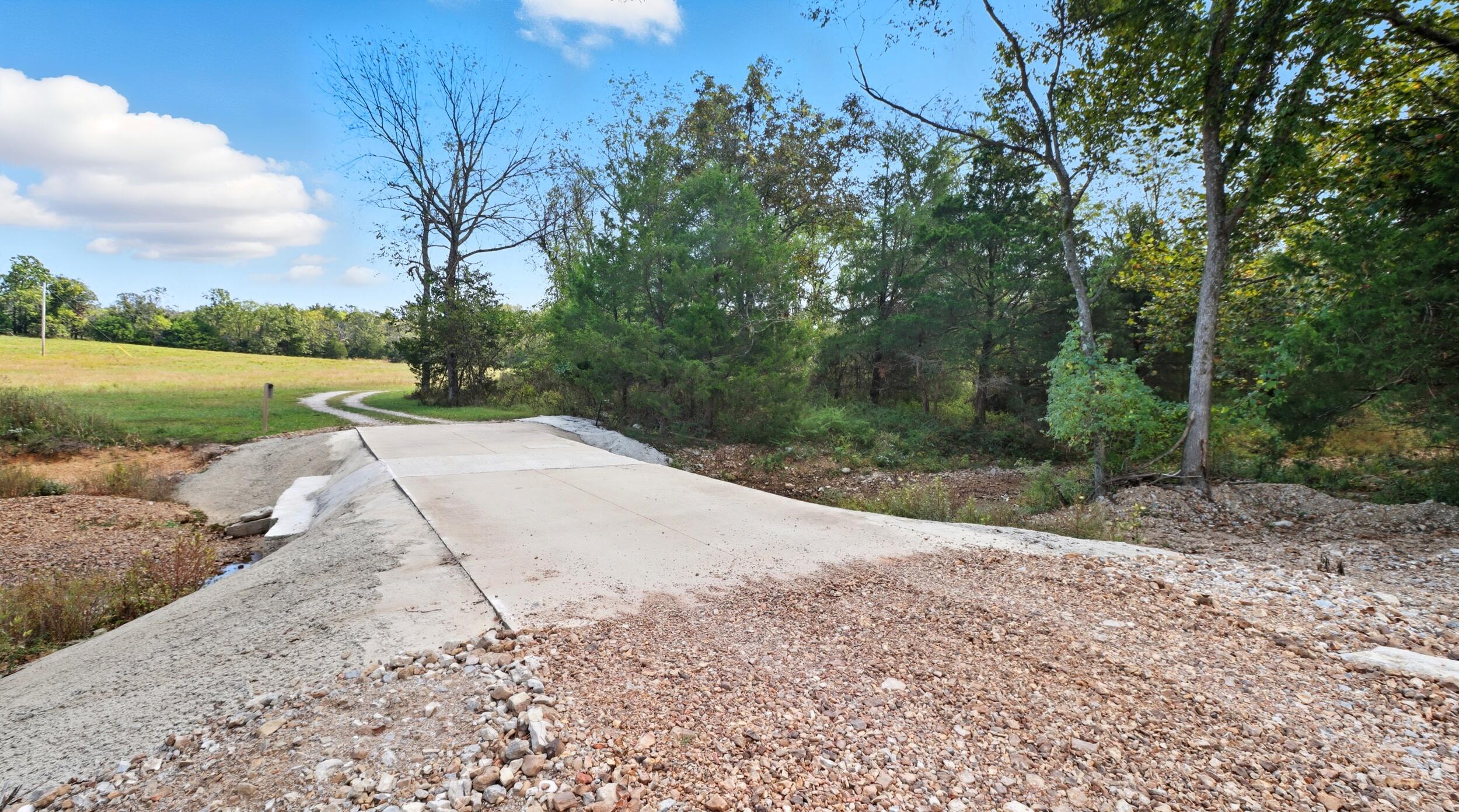 1243 County Road 2410 Property Photo 66