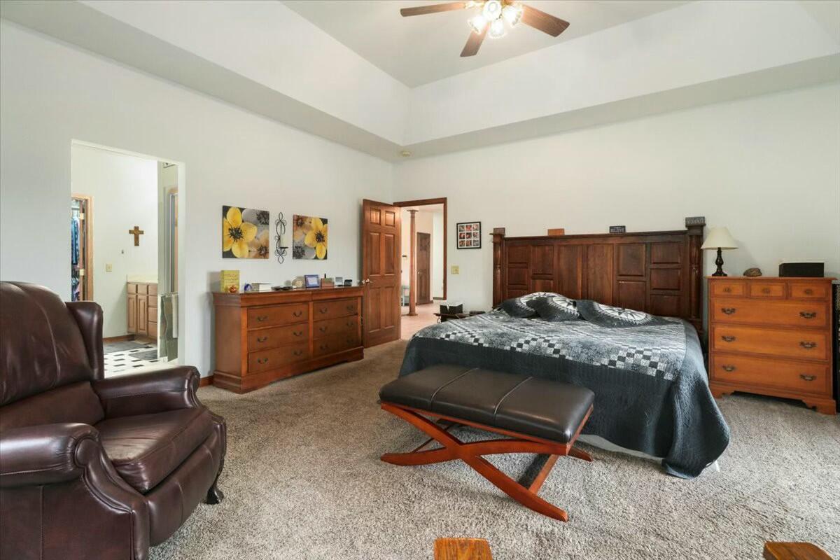 11263 Oak Hill Property Photo 16