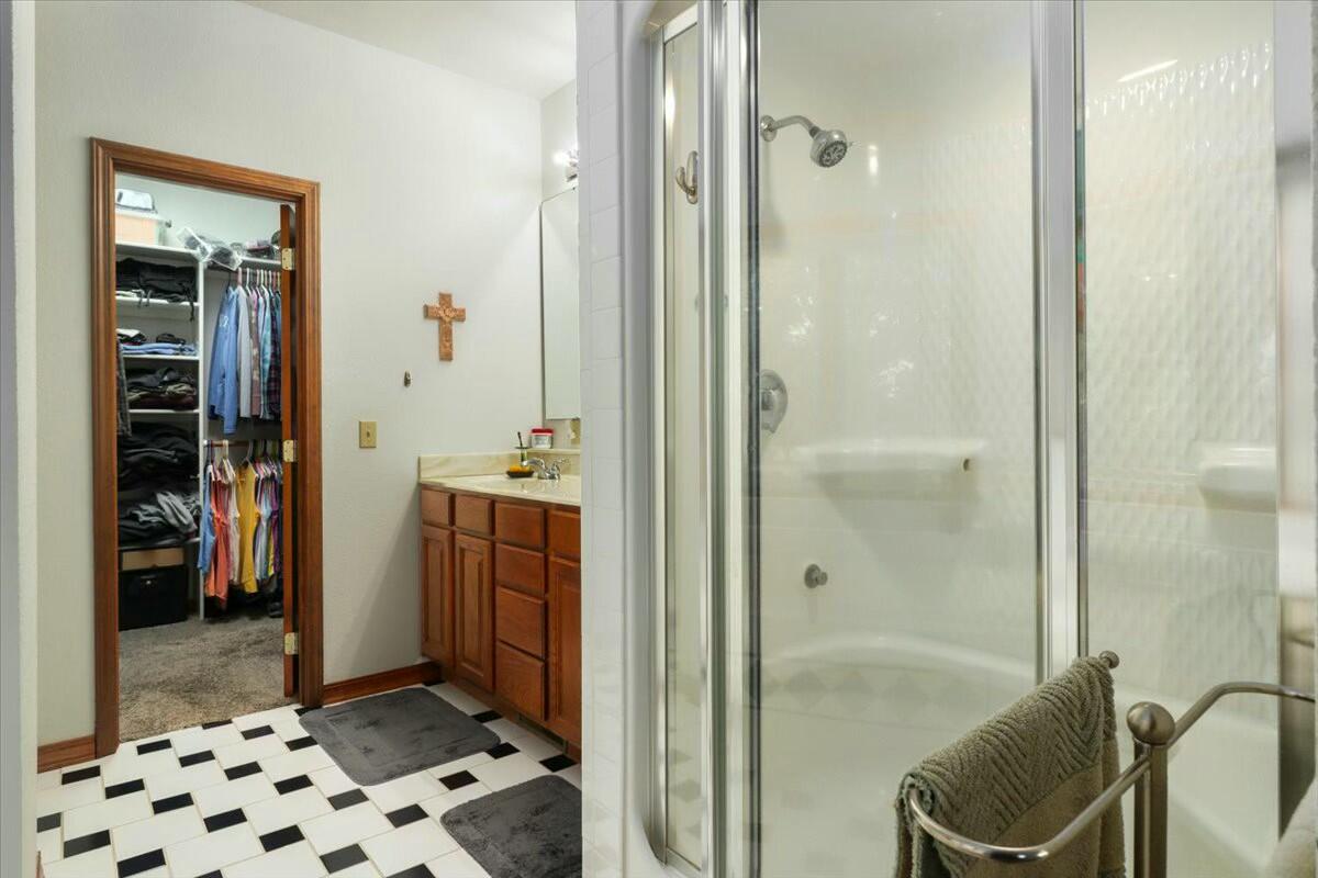 11263 Oak Hill Property Photo 17