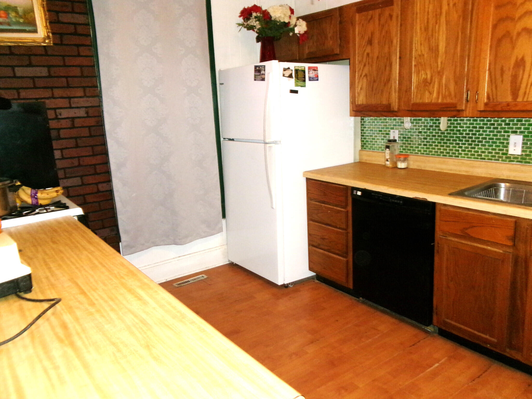 1210 West Atlantic Street Property Photo 9