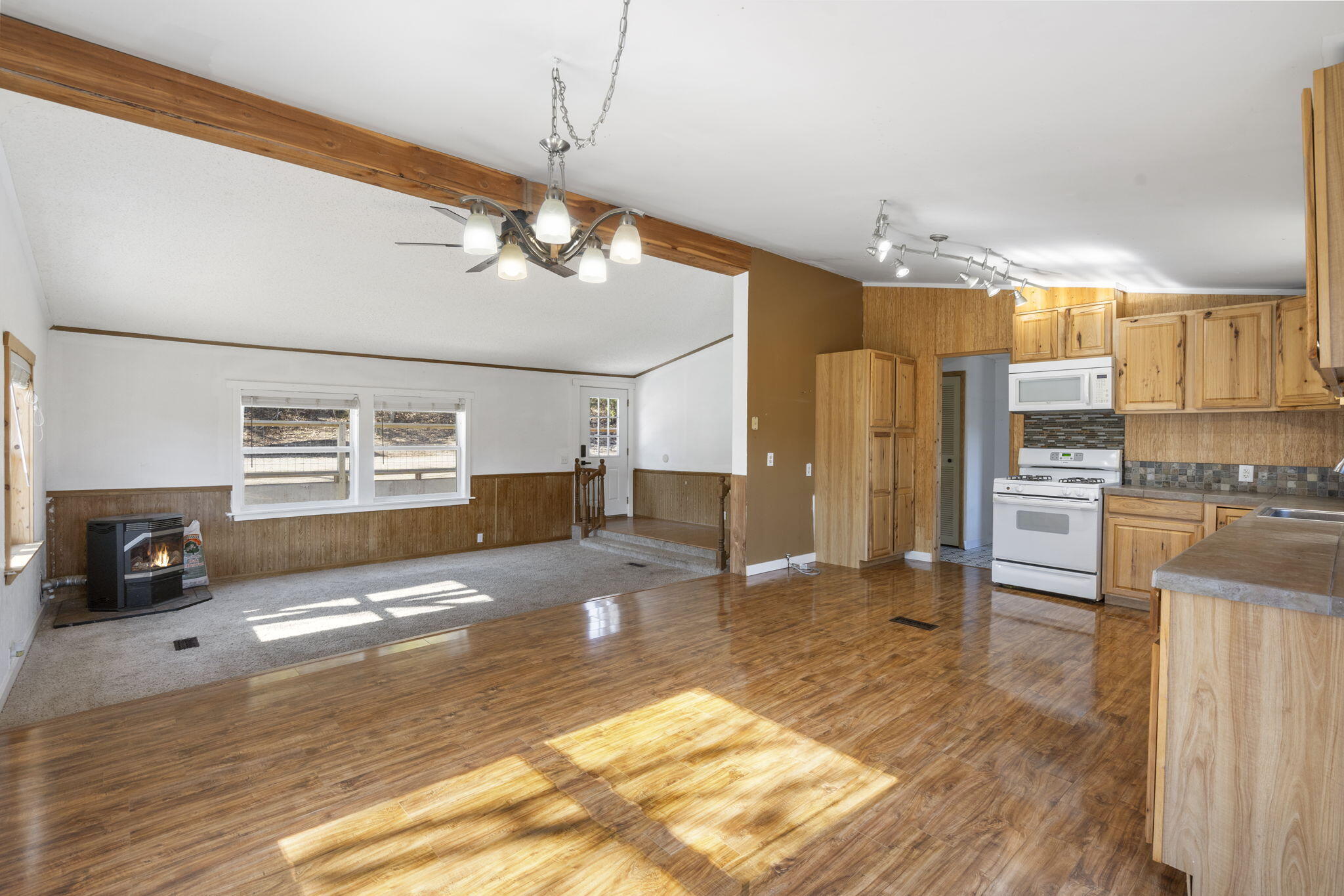 146 Spinning Lane Property Photo 9