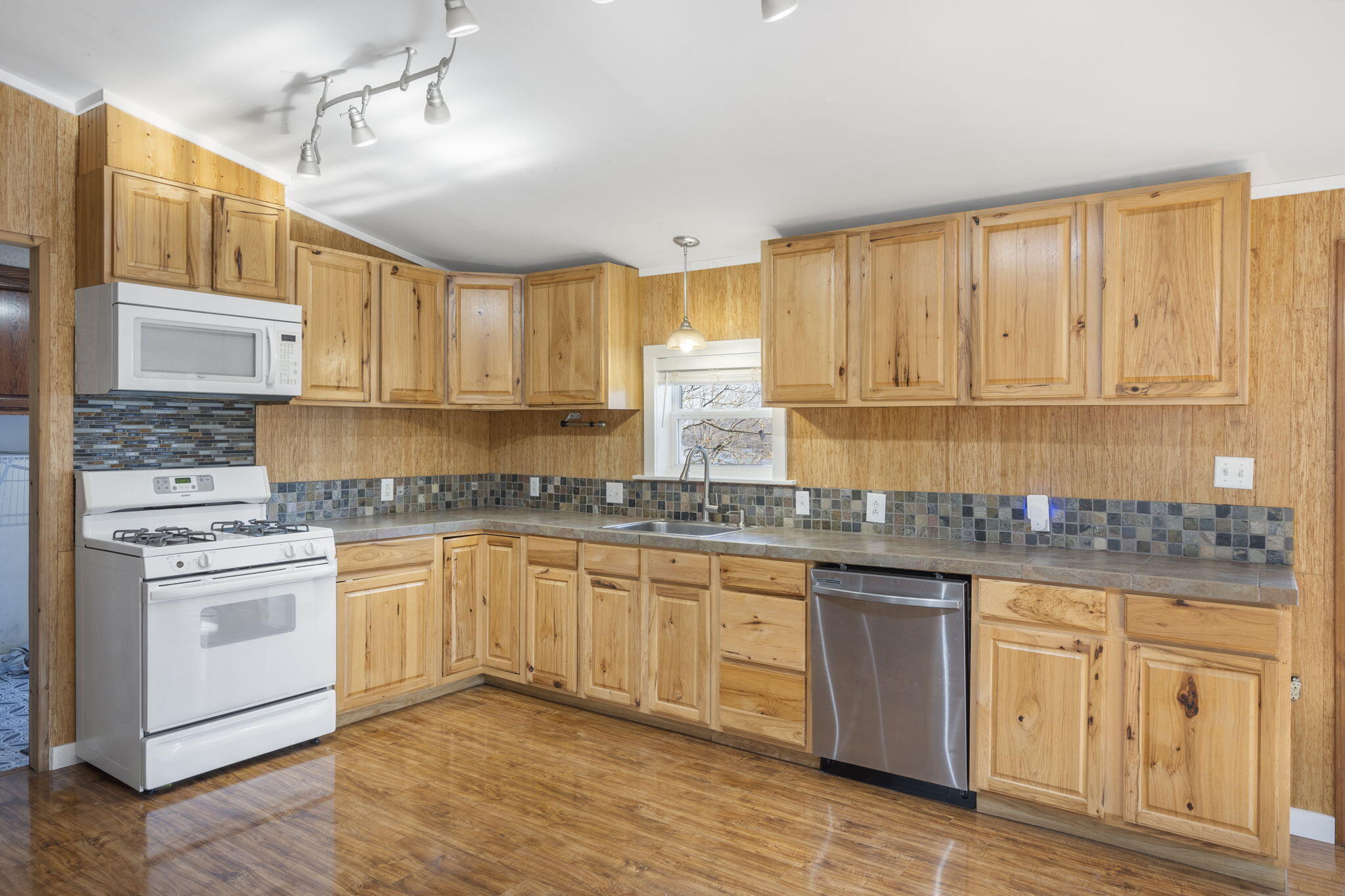 146 Spinning Lane Property Photo 10