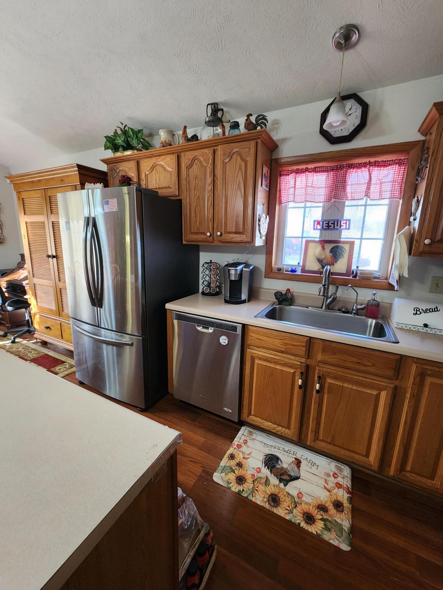 610 Double O Nine Road Property Photo 12