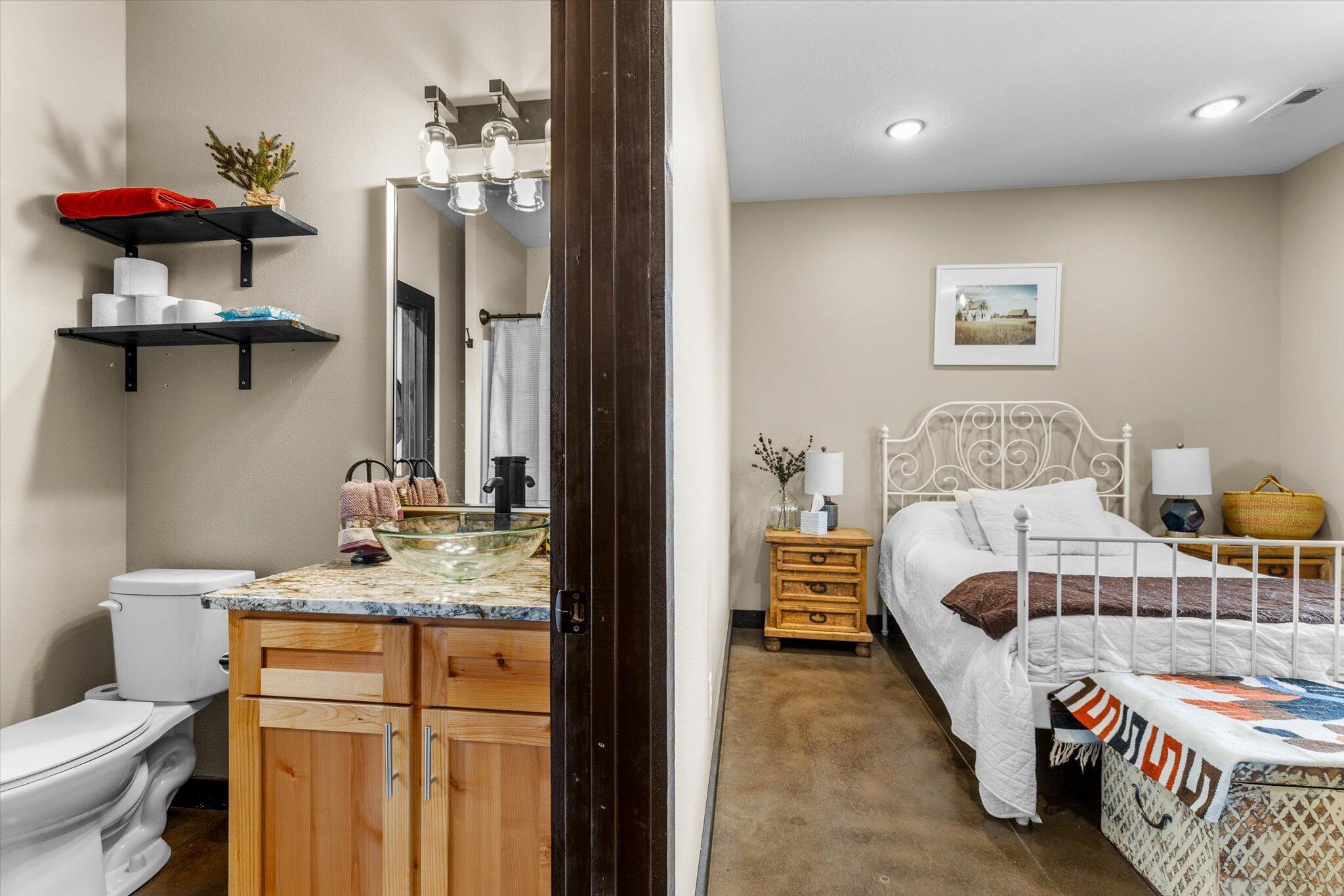 84 Buttercup Property Photo 36