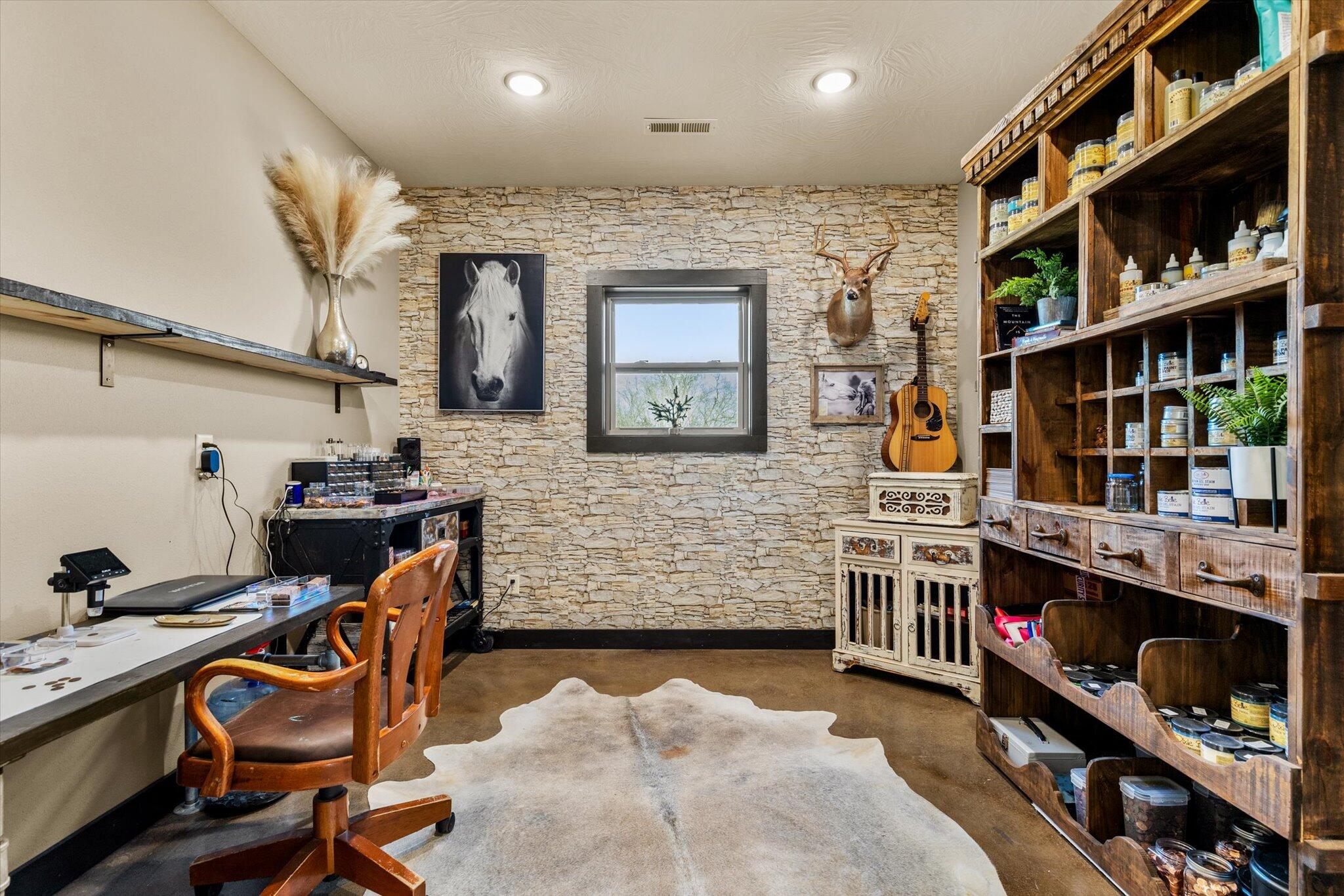 84 Buttercup Property Photo 40