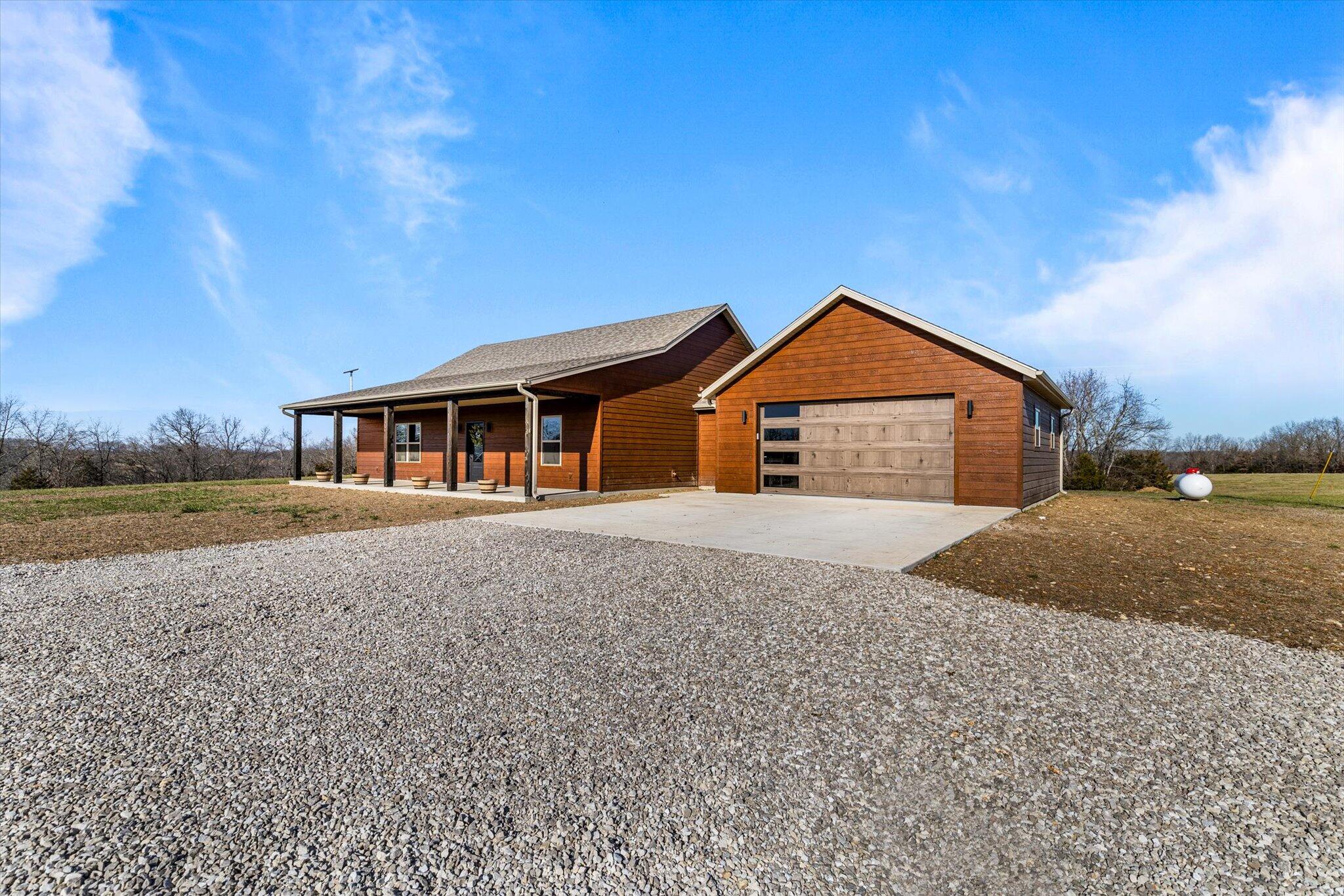 84 Buttercup Property Photo 41