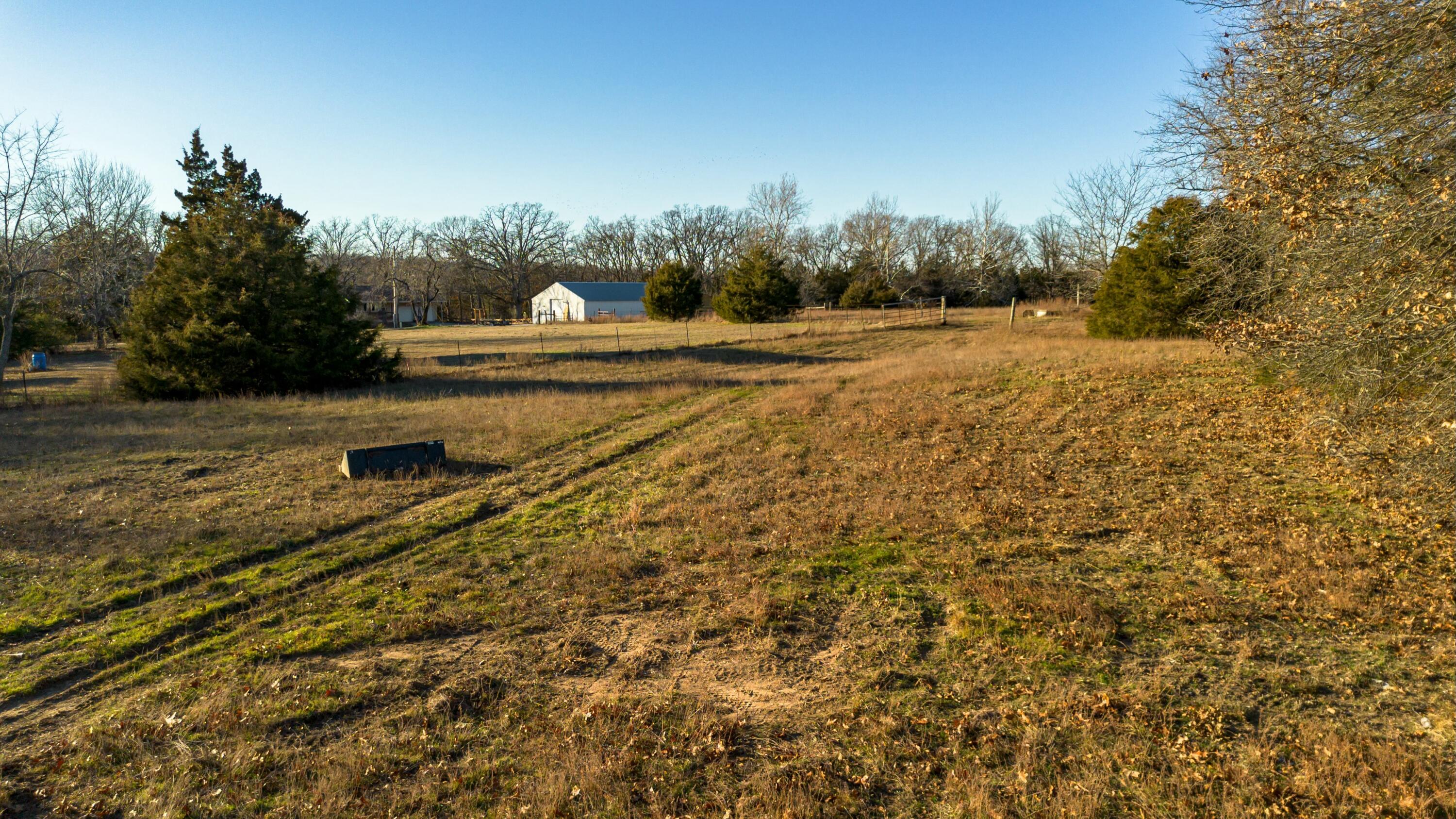 000 East Highway H Property Photo 24