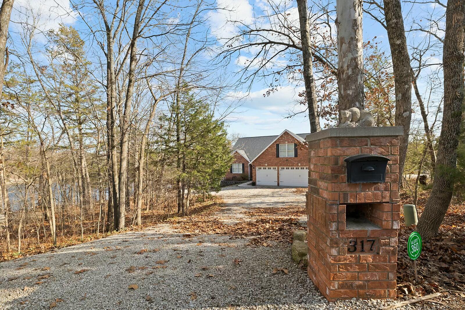 317 Scenic Drive Property Photo 1