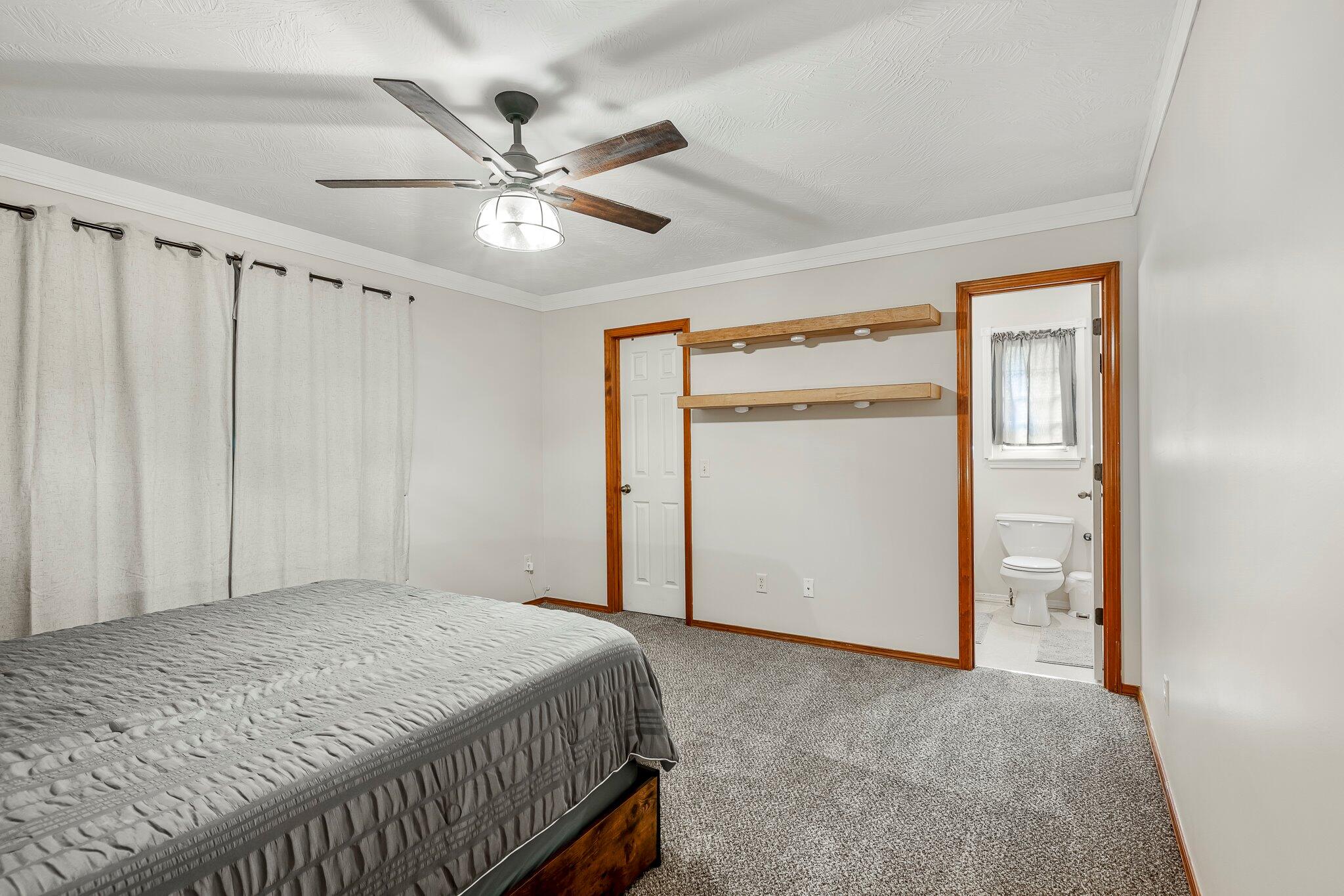 776 South Pinehurst Street Property Photo 15