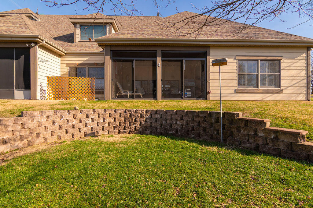 121 Grand Summit Pt Property Photo 6