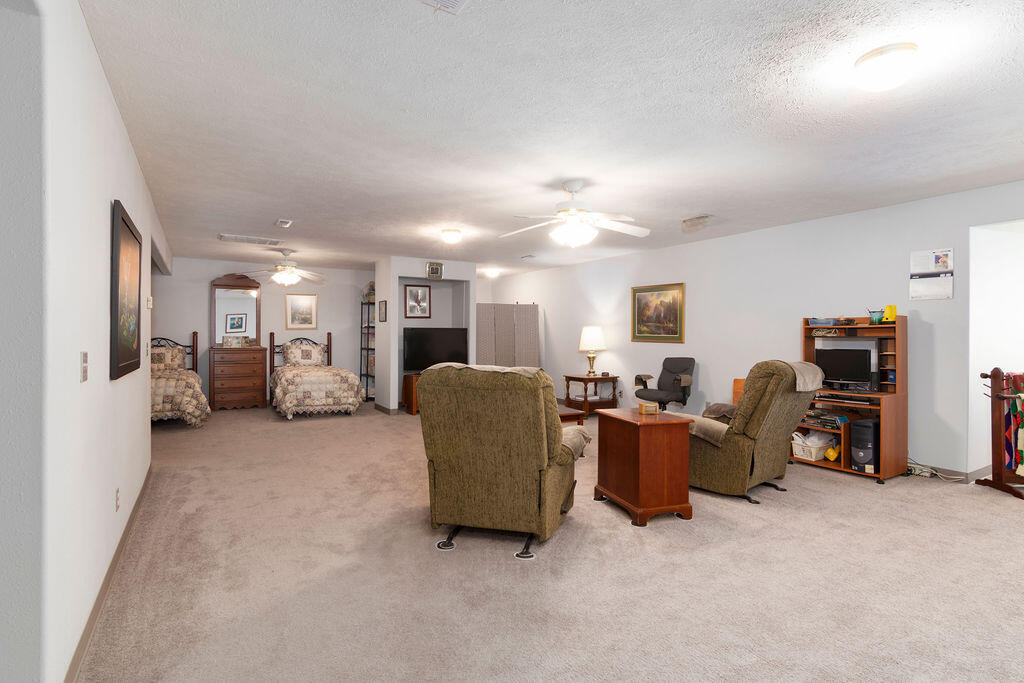 121 Grand Summit Pt Property Photo 41