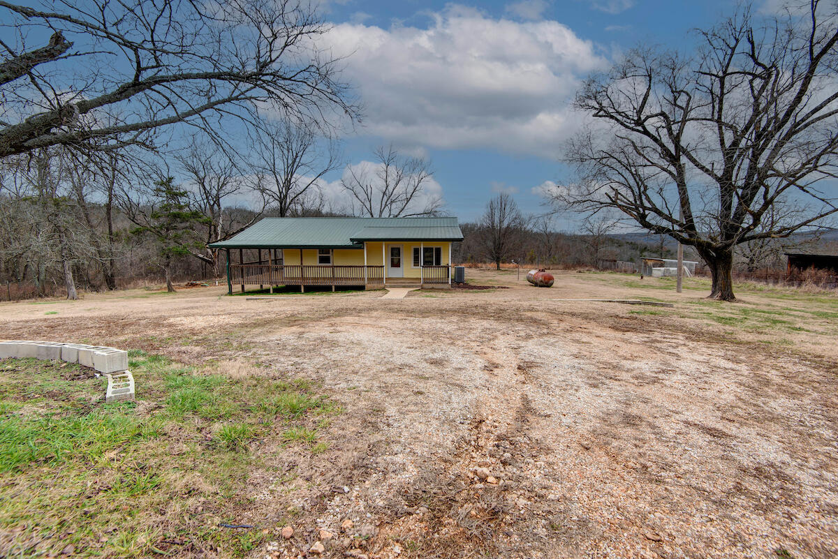 1062 Sam Day Road Property Photo 6