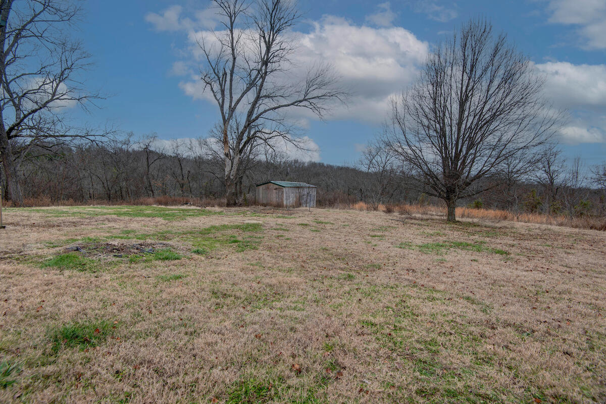 1062 Sam Day Road Property Photo 10