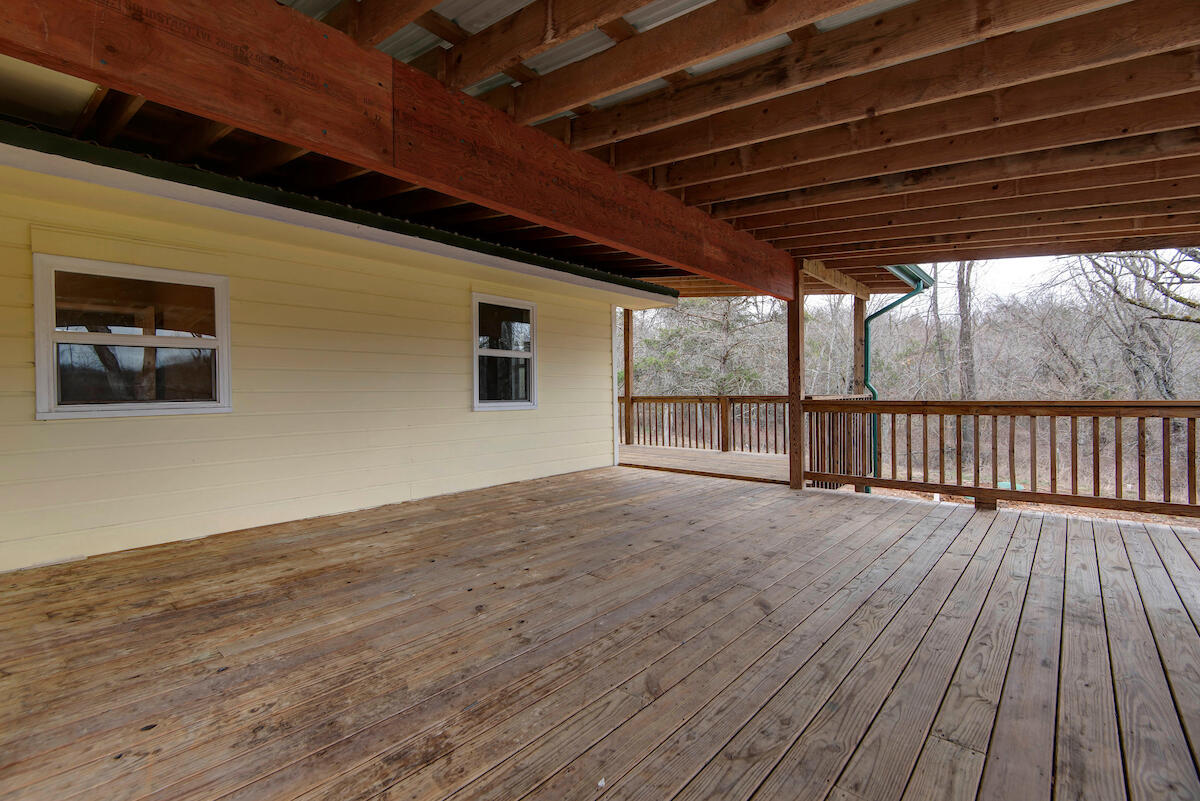 1062 Sam Day Road Property Photo 12