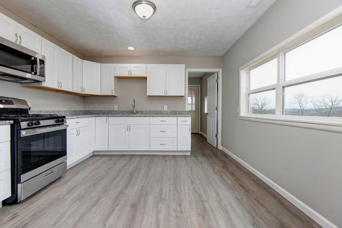 1062 Sam Day Road Property Photo 20