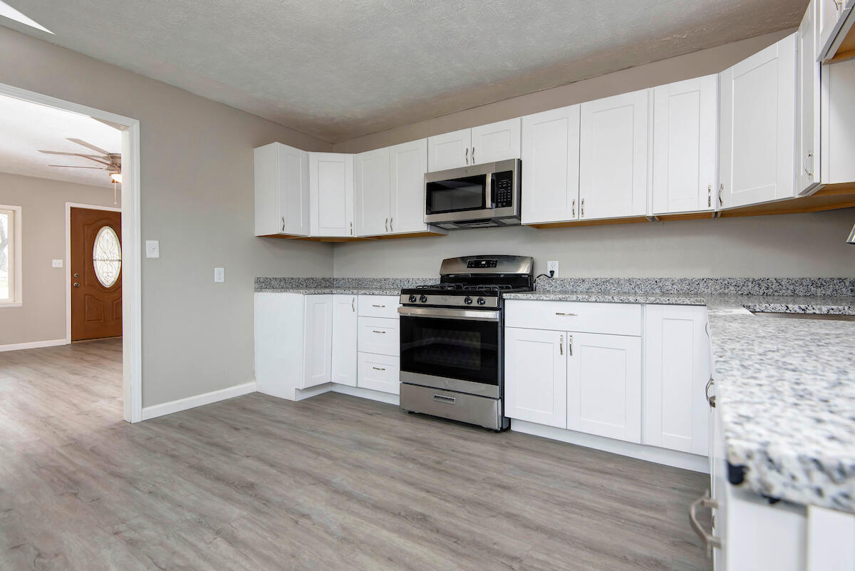 1062 Sam Day Road Property Photo 22