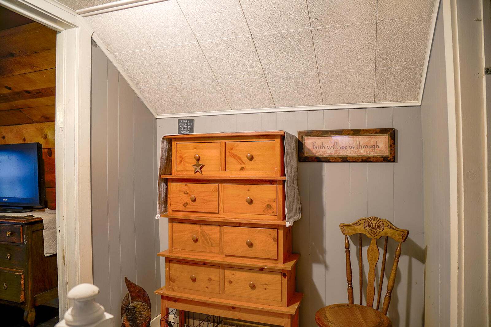 1013 Worcester Street Property Photo 46