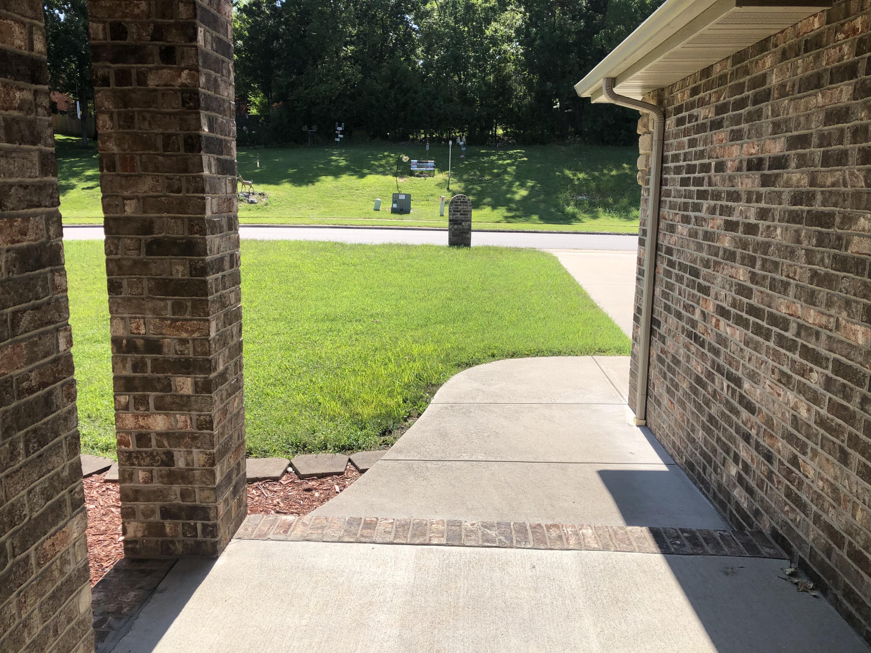 5530 South Ridge Top Avenue Property Photo 4