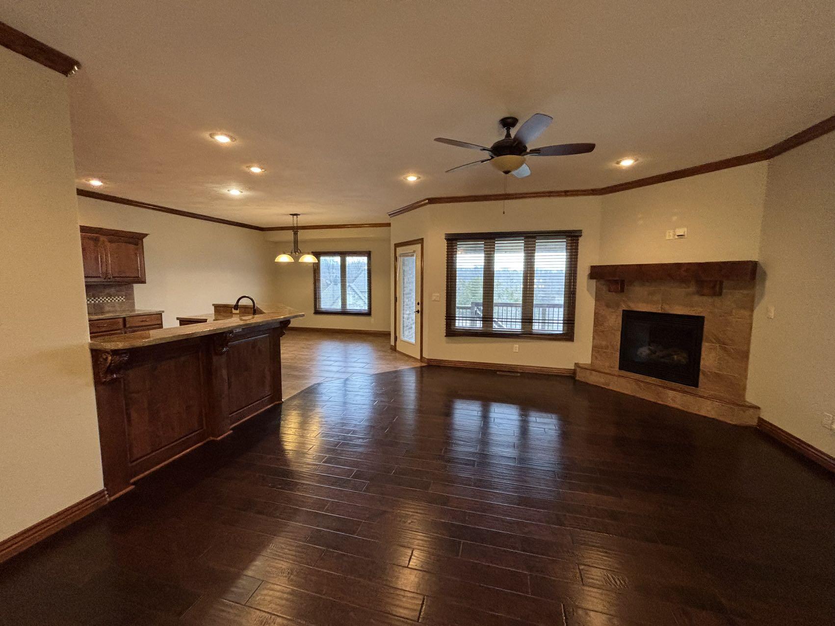 5530 South Ridge Top Avenue Property Photo 9