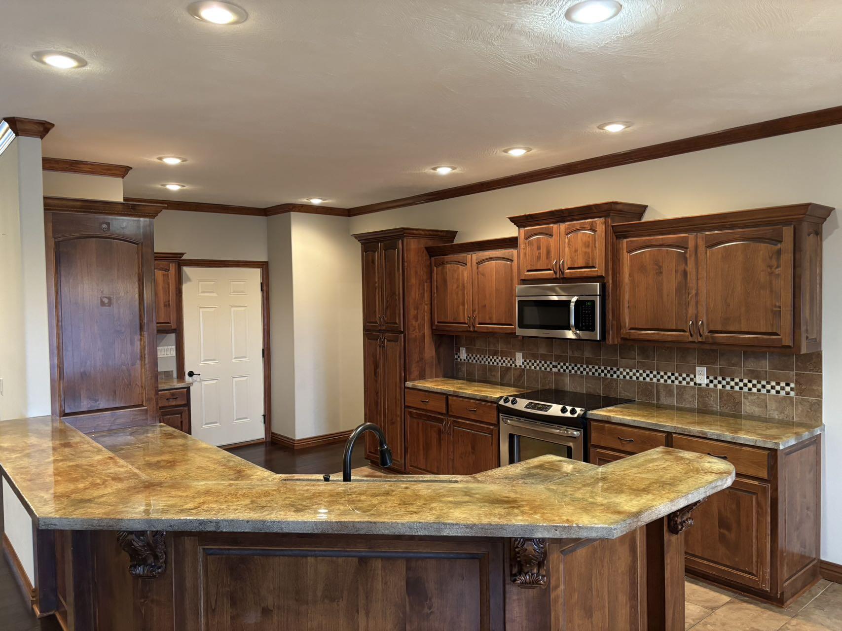 5530 South Ridge Top Avenue Property Photo 13